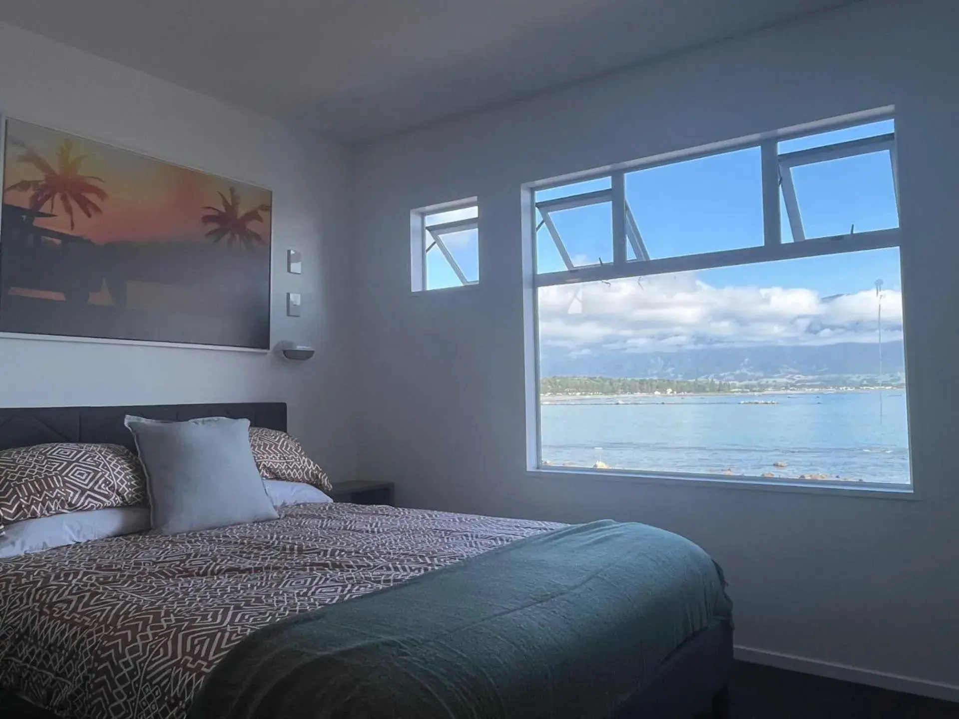 Family Room with Sea View in Kaikoura Seaside lodge Family Room with Sea View in Kaikoura Seaside lodge