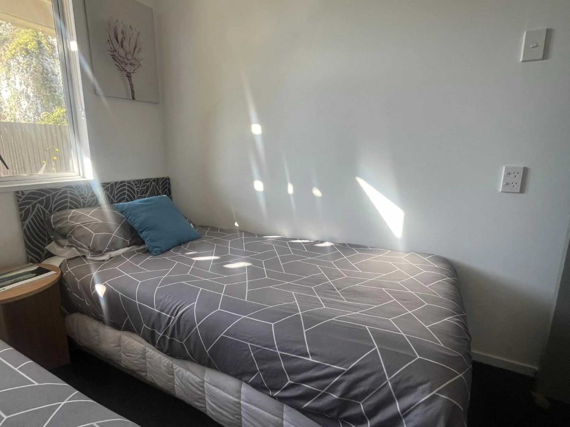 Bed in Kaikoura Seaside lodge