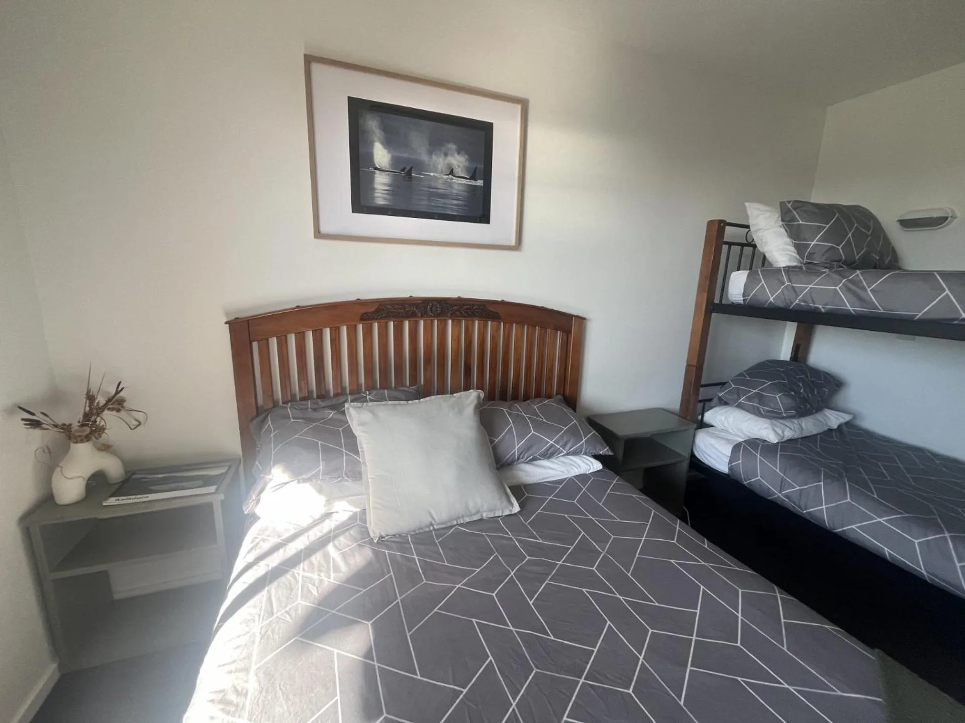 Bed in Kaikoura Seaside lodge