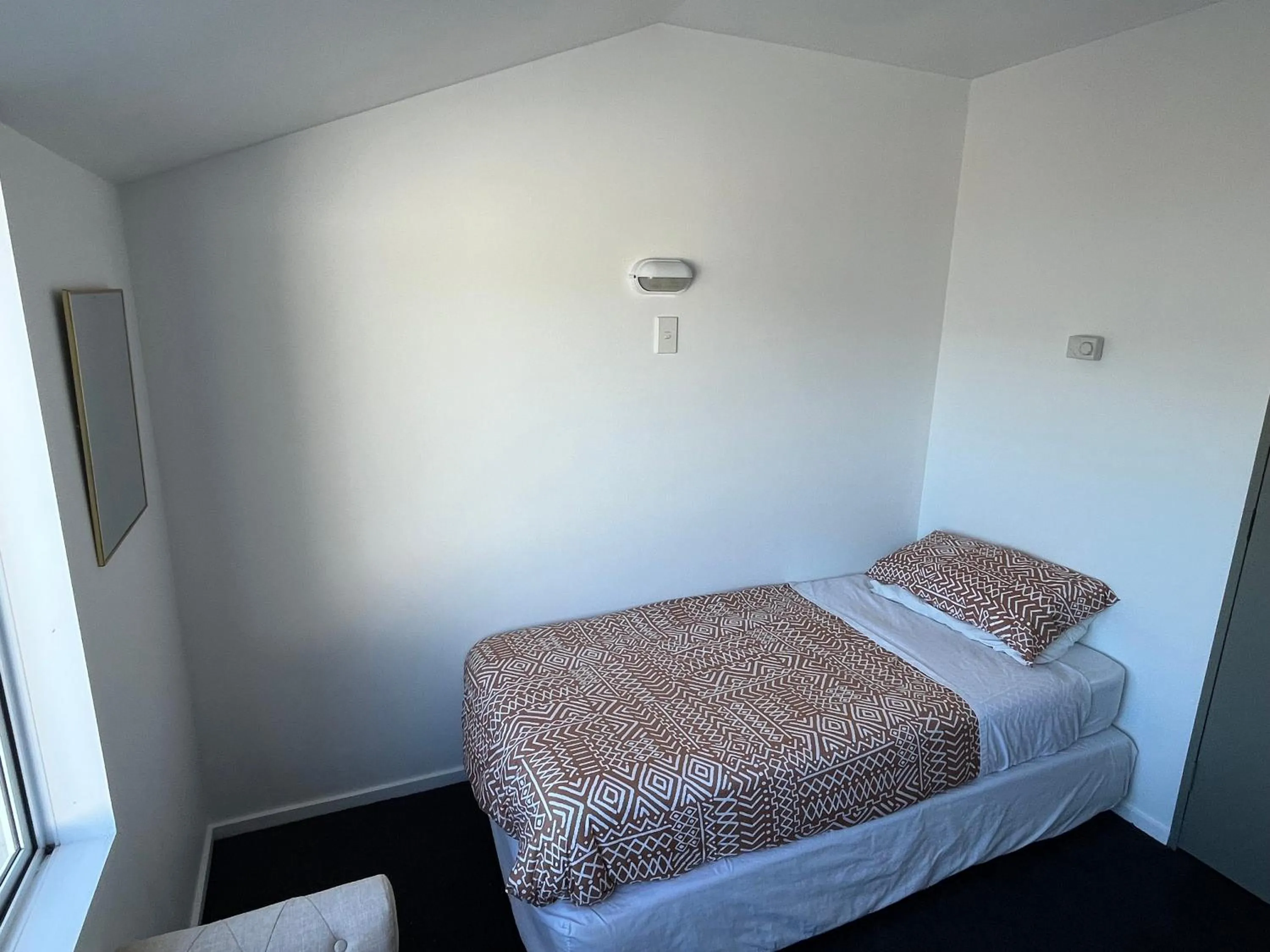 Bed in Kaikoura Seaside lodge