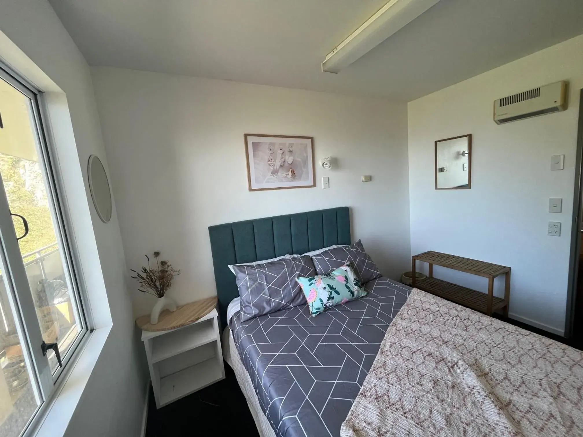 Double Room with Sea View in Kaikoura Seaside lodge Double Room with Sea View in Kaikoura Seaside lodge