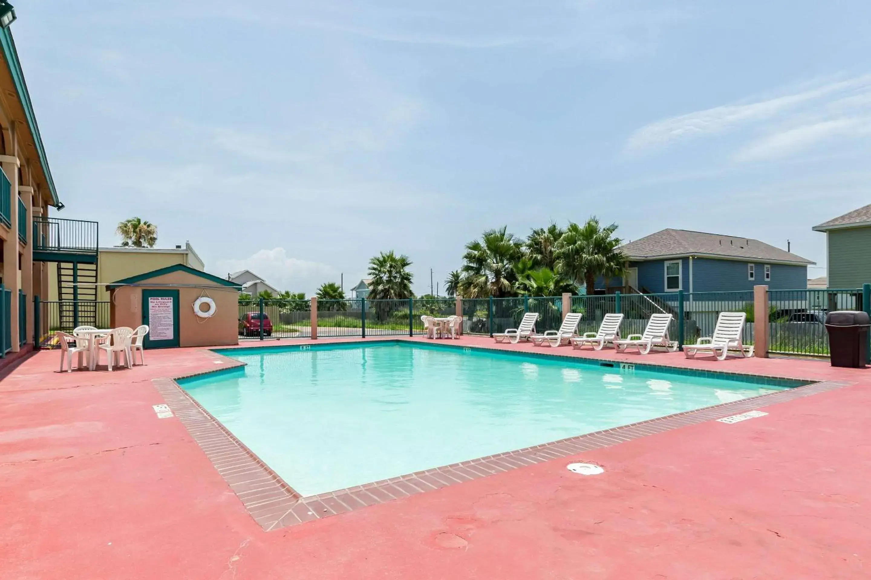 On site, Swimming Pool in Rodeway Inn - Galveston