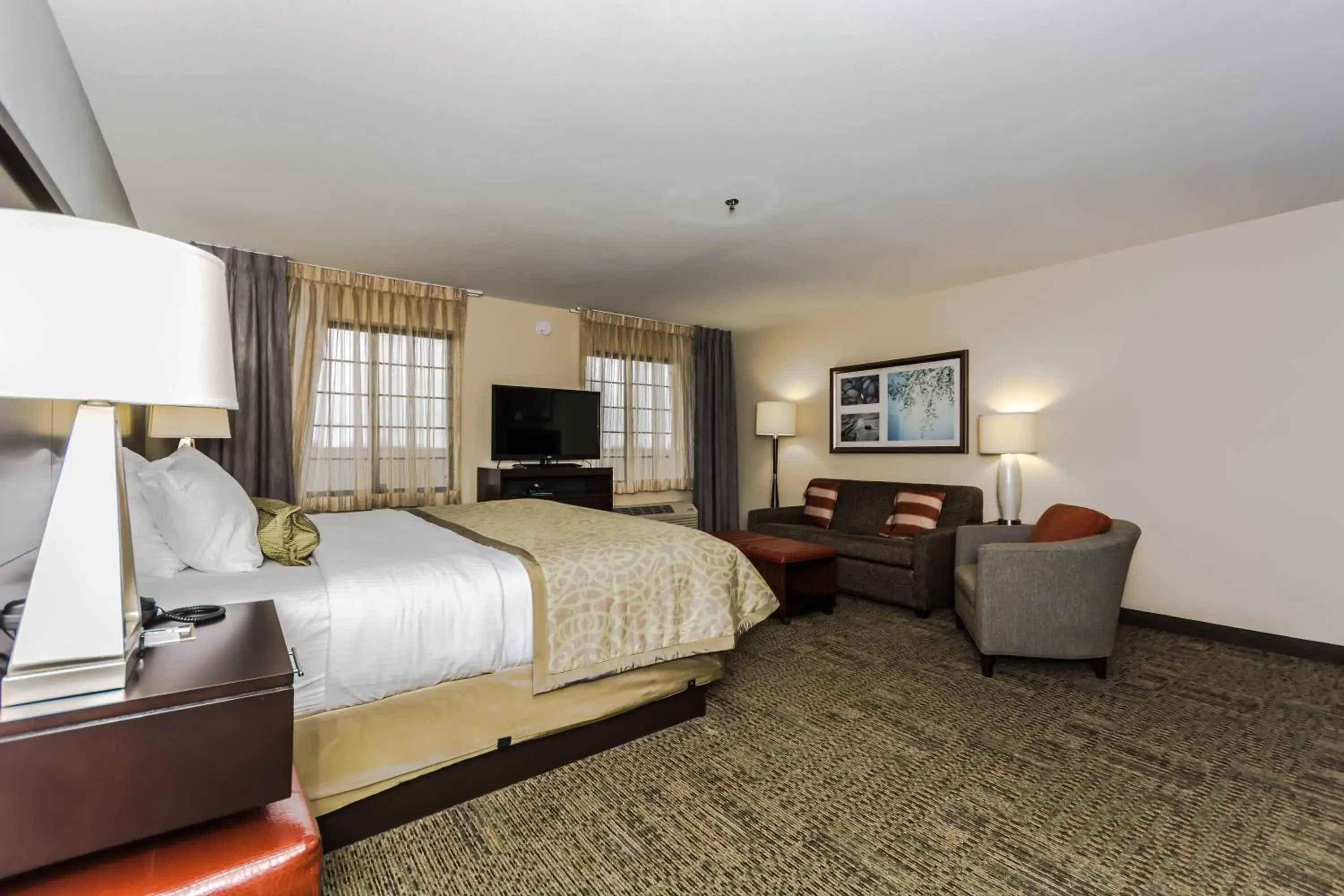 Photo of the whole room, Bed in Staybridge Suites Grand Forks by IHG Photo of the whole room, Bed in Staybridge Suites Grand Forks by IHG