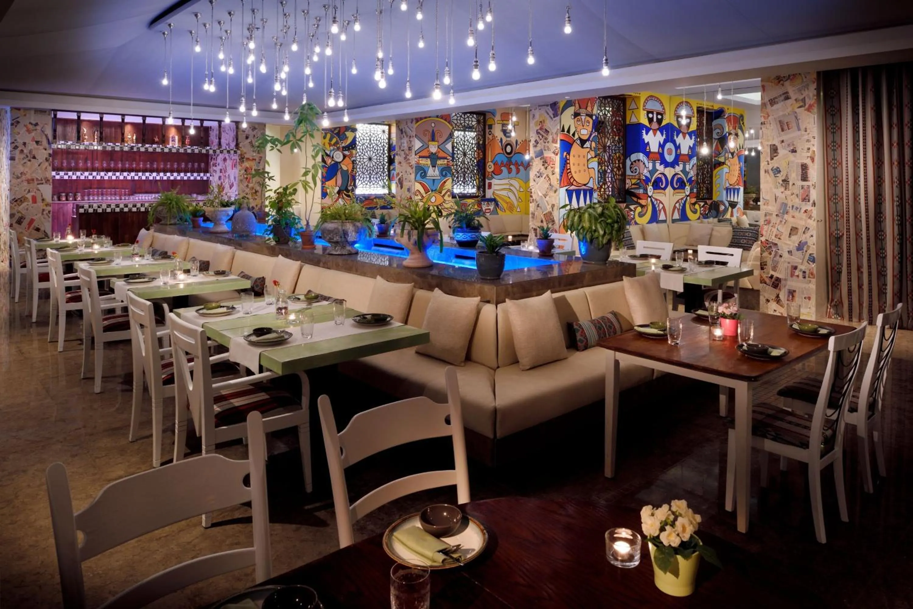 Restaurant/places to eat in JW Marriott Marquis Hotel Dubai