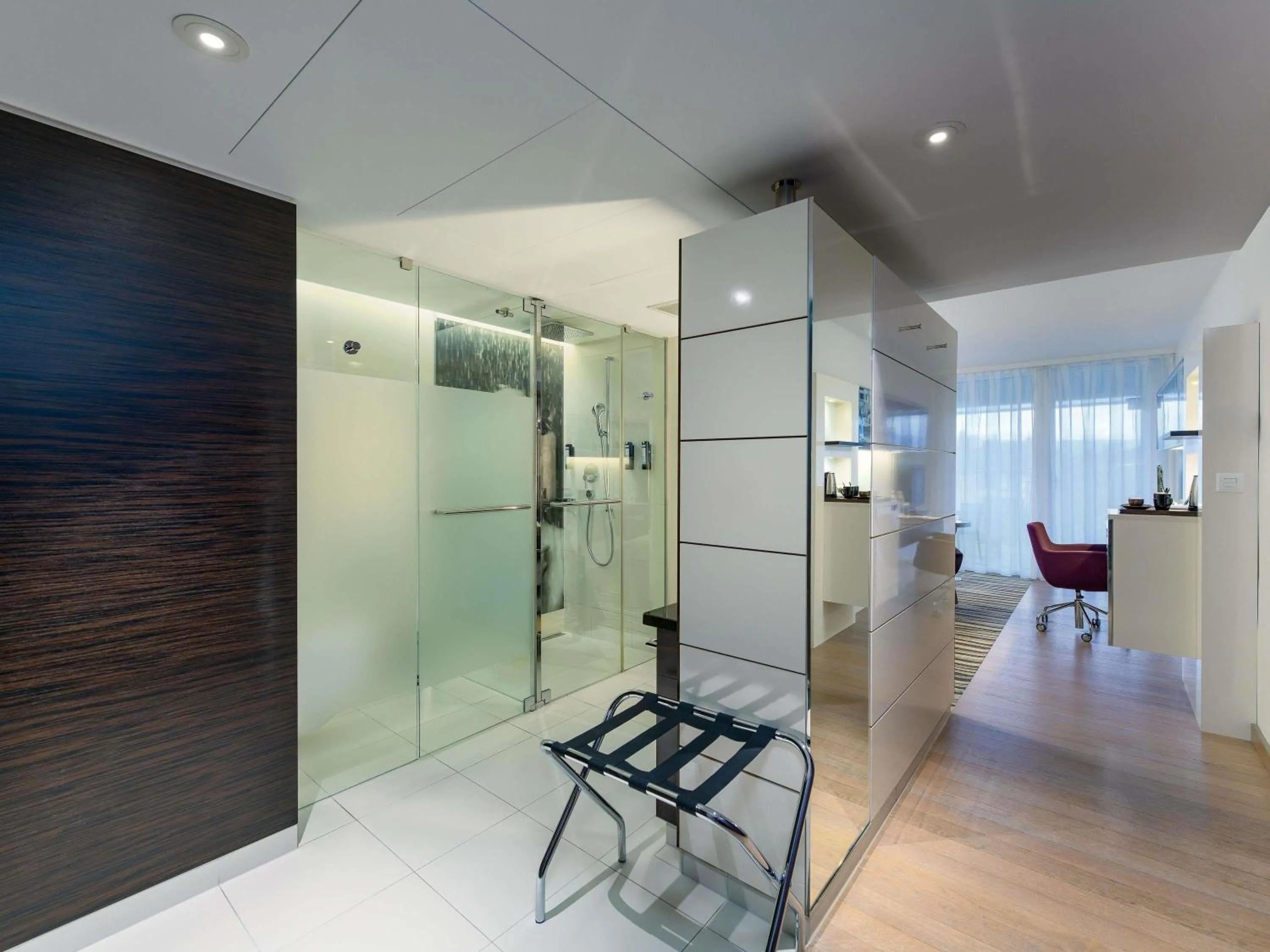 Bathroom in Mövenpick Hotel Lausanne