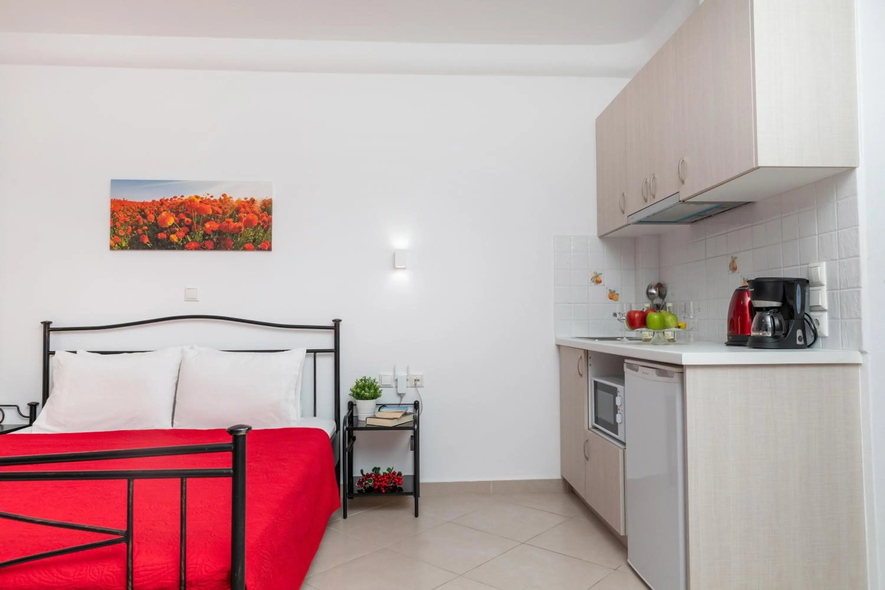 Bed in NAXOS DIAMOND Studios Apartments