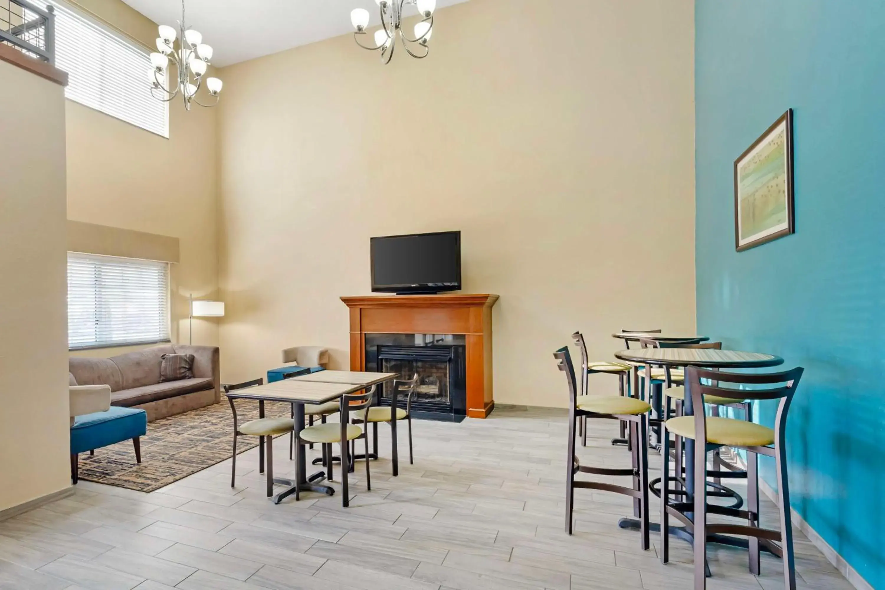 Lobby or reception in Best Western Central City Lobby or reception in Best Western Central City