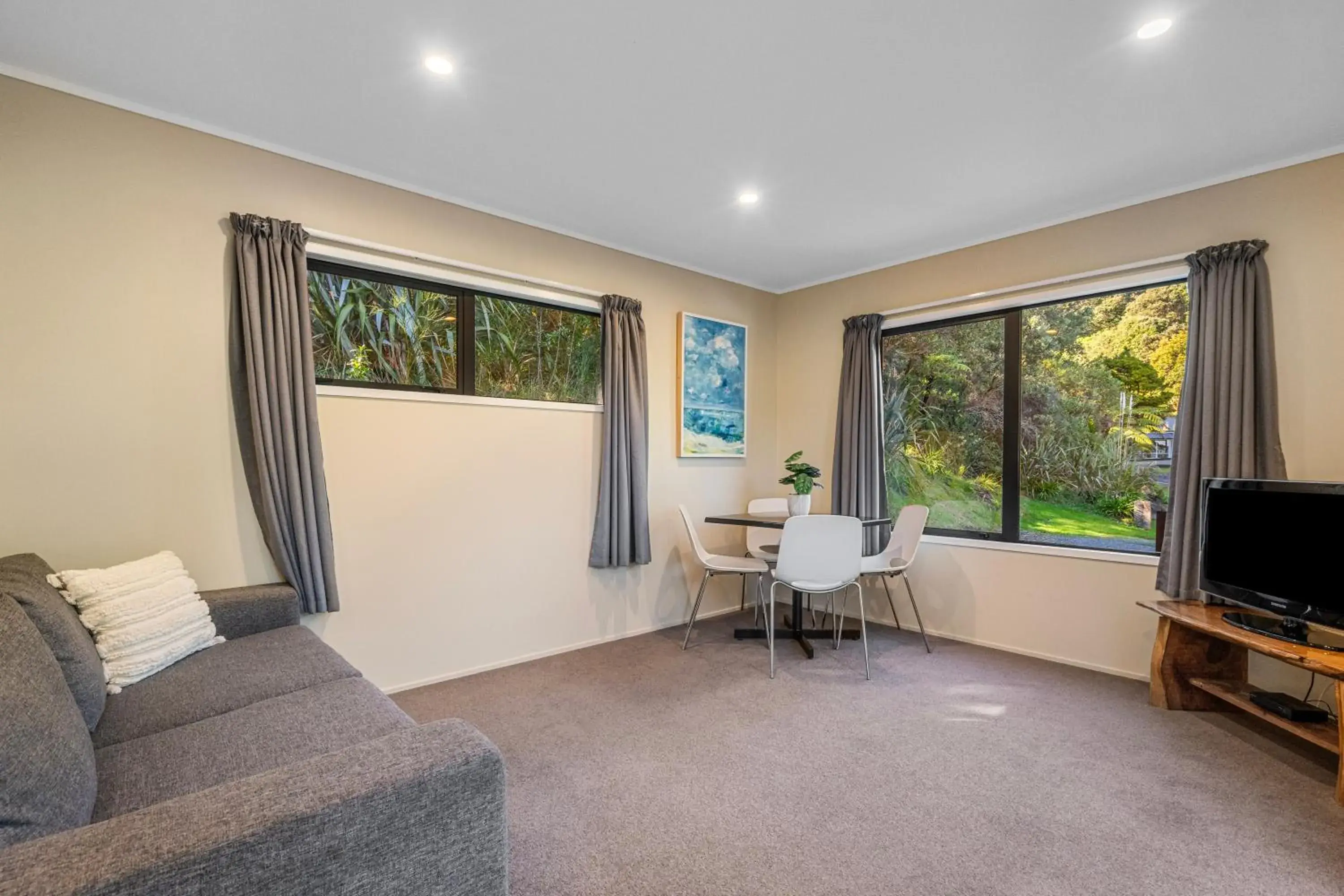 Queen Suite in Tasman Holiday Parks - Ohiwa Queen Suite in Tasman Holiday Parks - Ohiwa