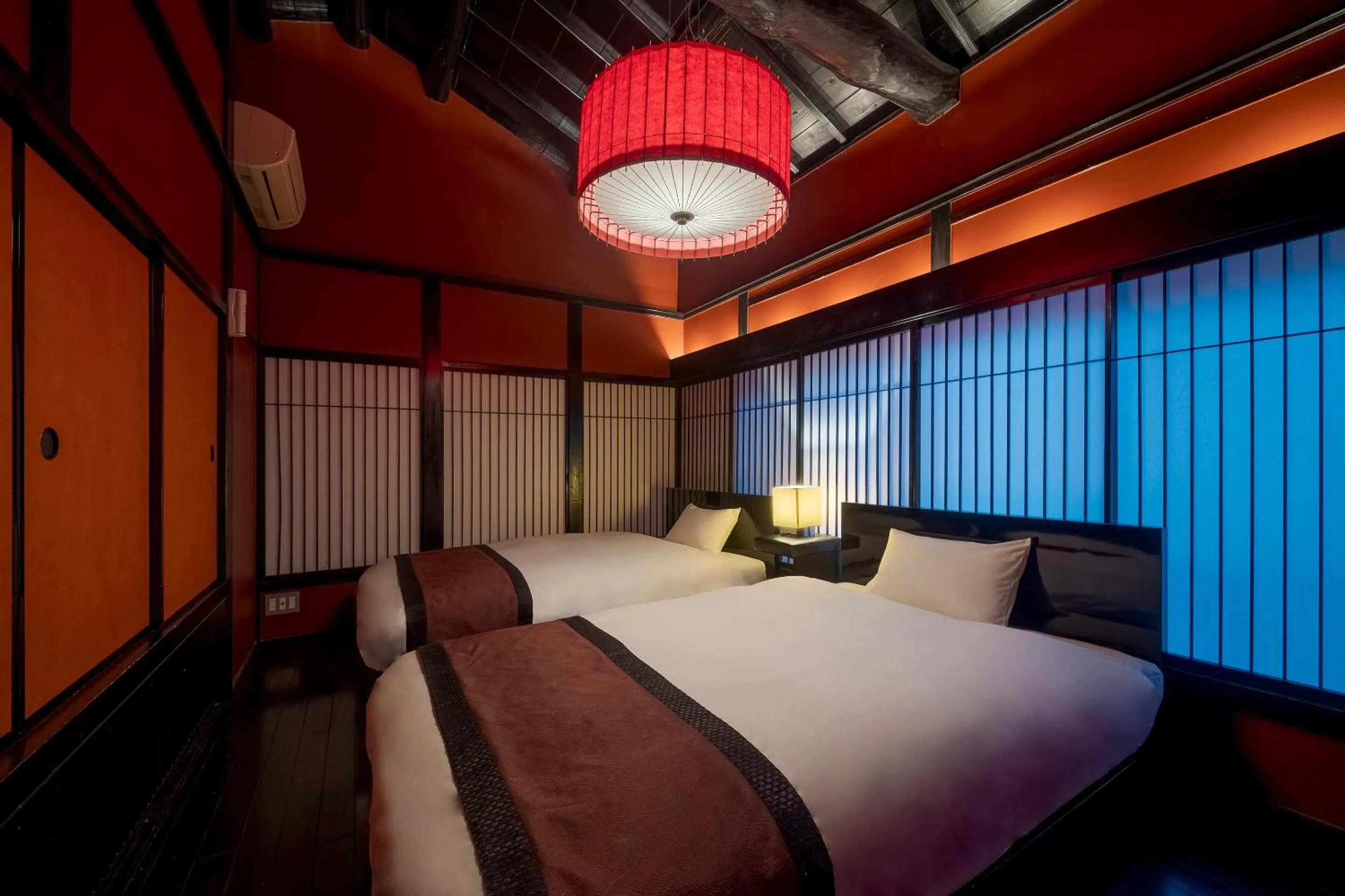 Bed in Suo an Machiya House