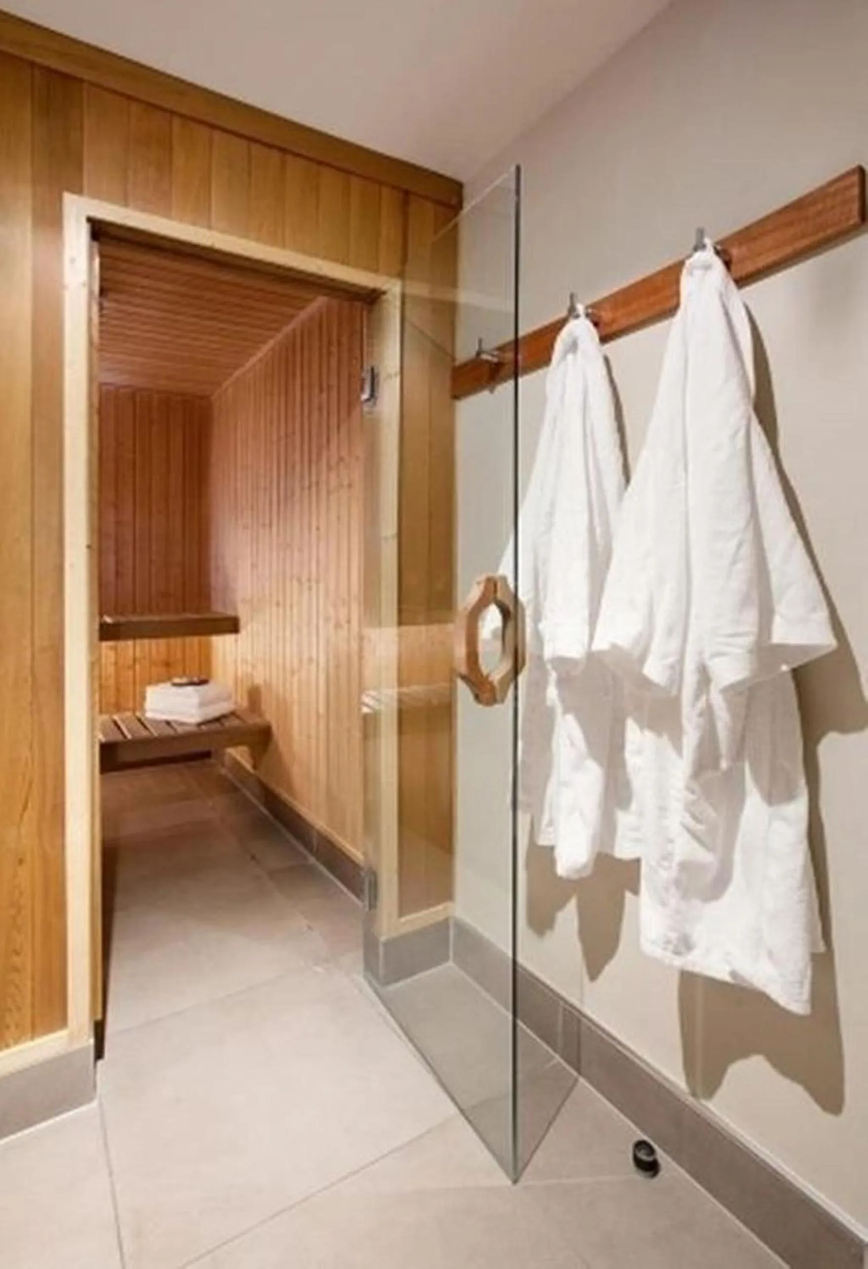 Sauna, Bed in Quest on Durham