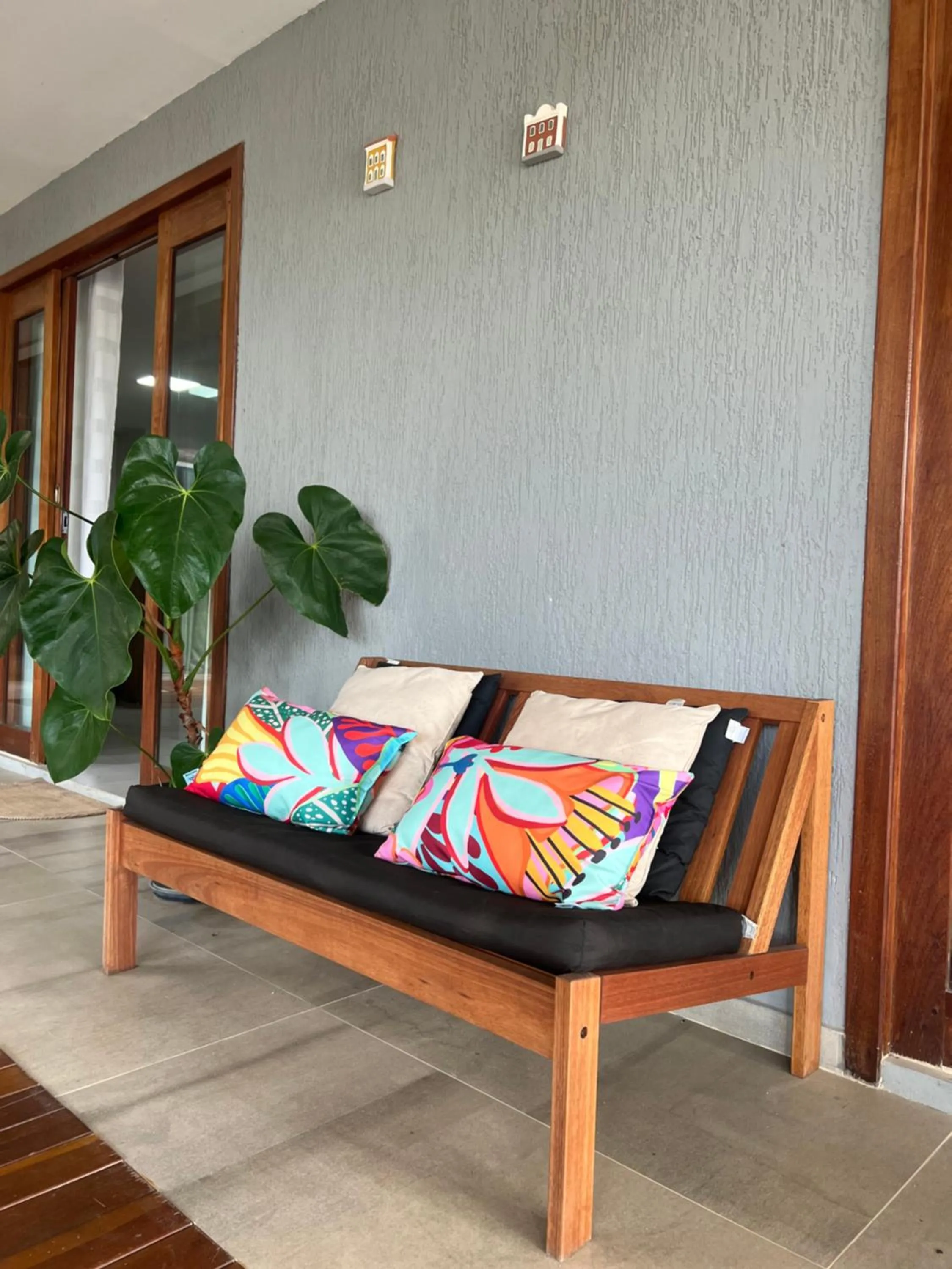 Seating area in Pousada Divino Milagre