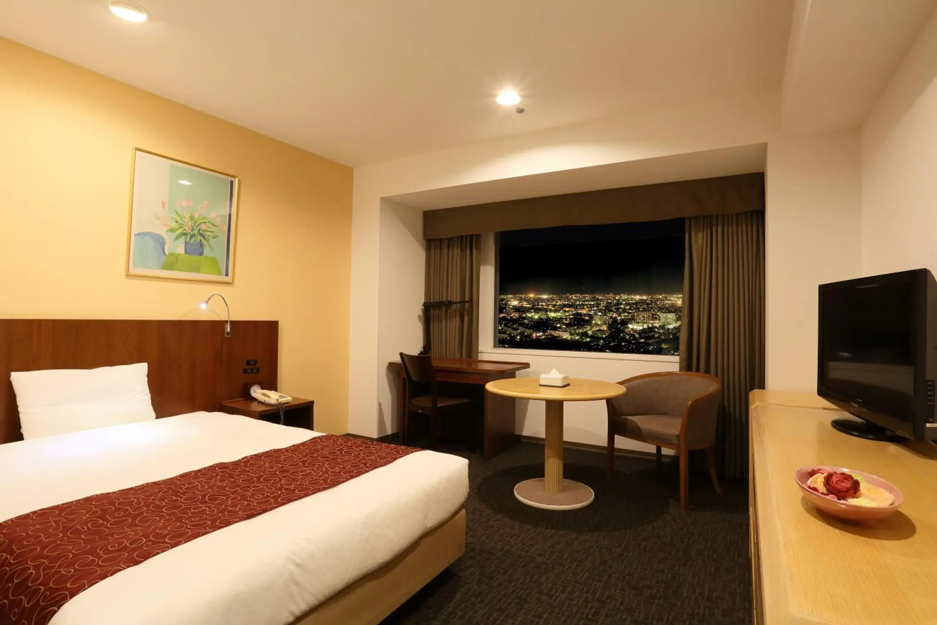 Photo of the whole room, Bed in Loisir Hotel Toyohashi Photo of the whole room, Bed in Loisir Hotel Toyohashi