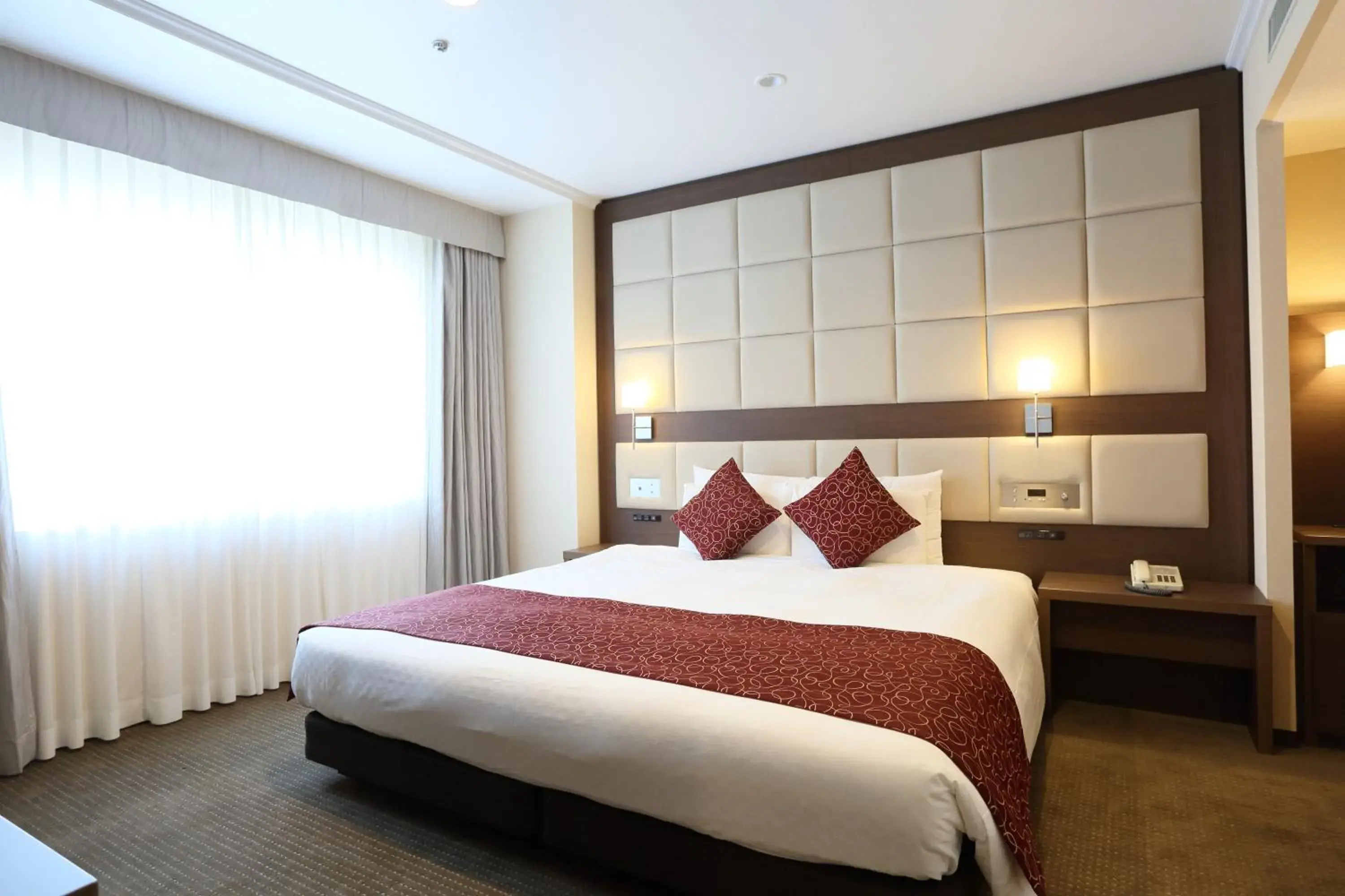 Junior King Suite - single occupancy - Non-Smoking in Loisir Hotel Toyohashi Junior King Suite - single occupancy - Non-Smoking in Loisir Hotel Toyohashi