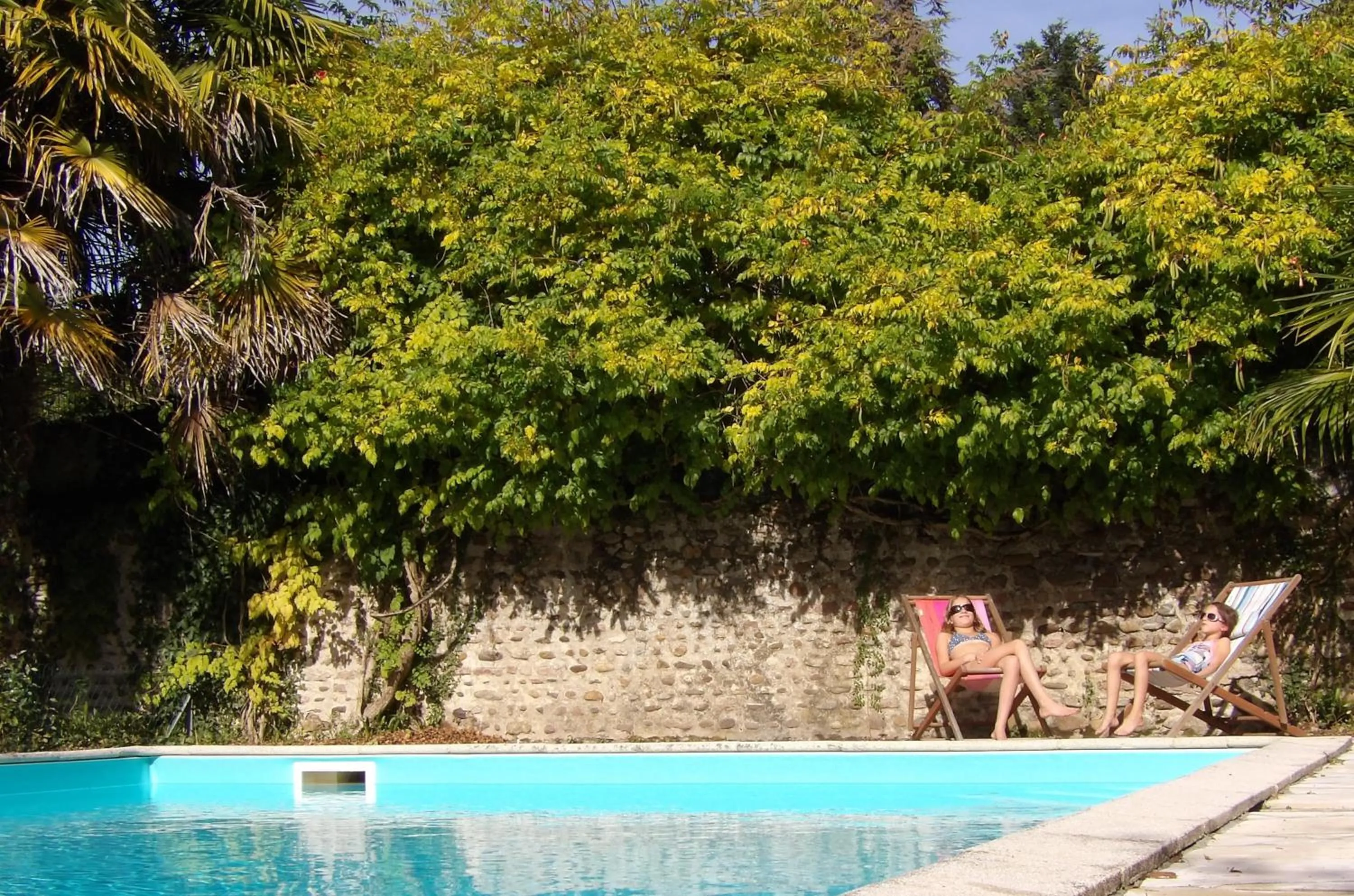 Swimming pool in Le Clos Sainte Foy