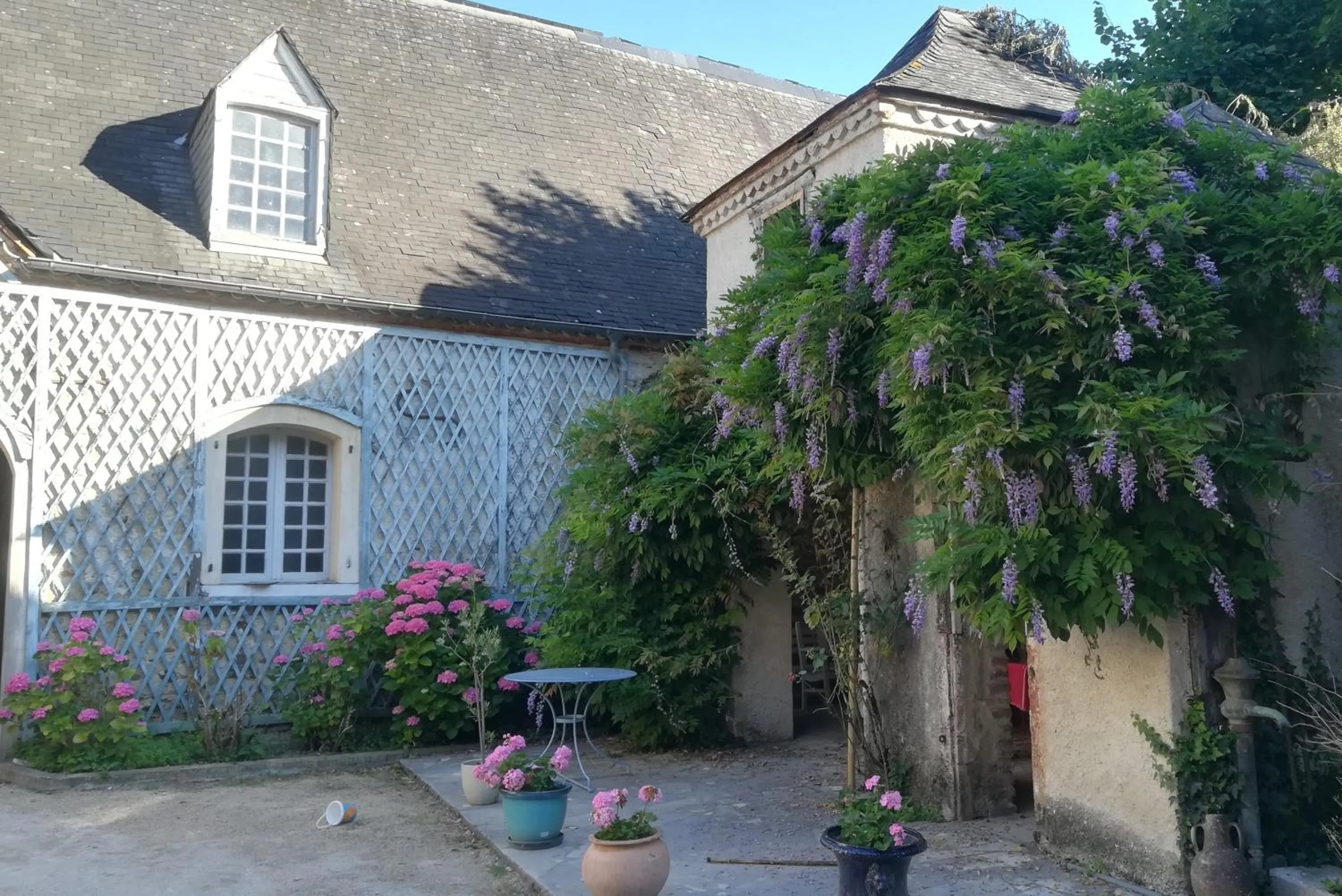 Patio in Le Clos Sainte Foy
