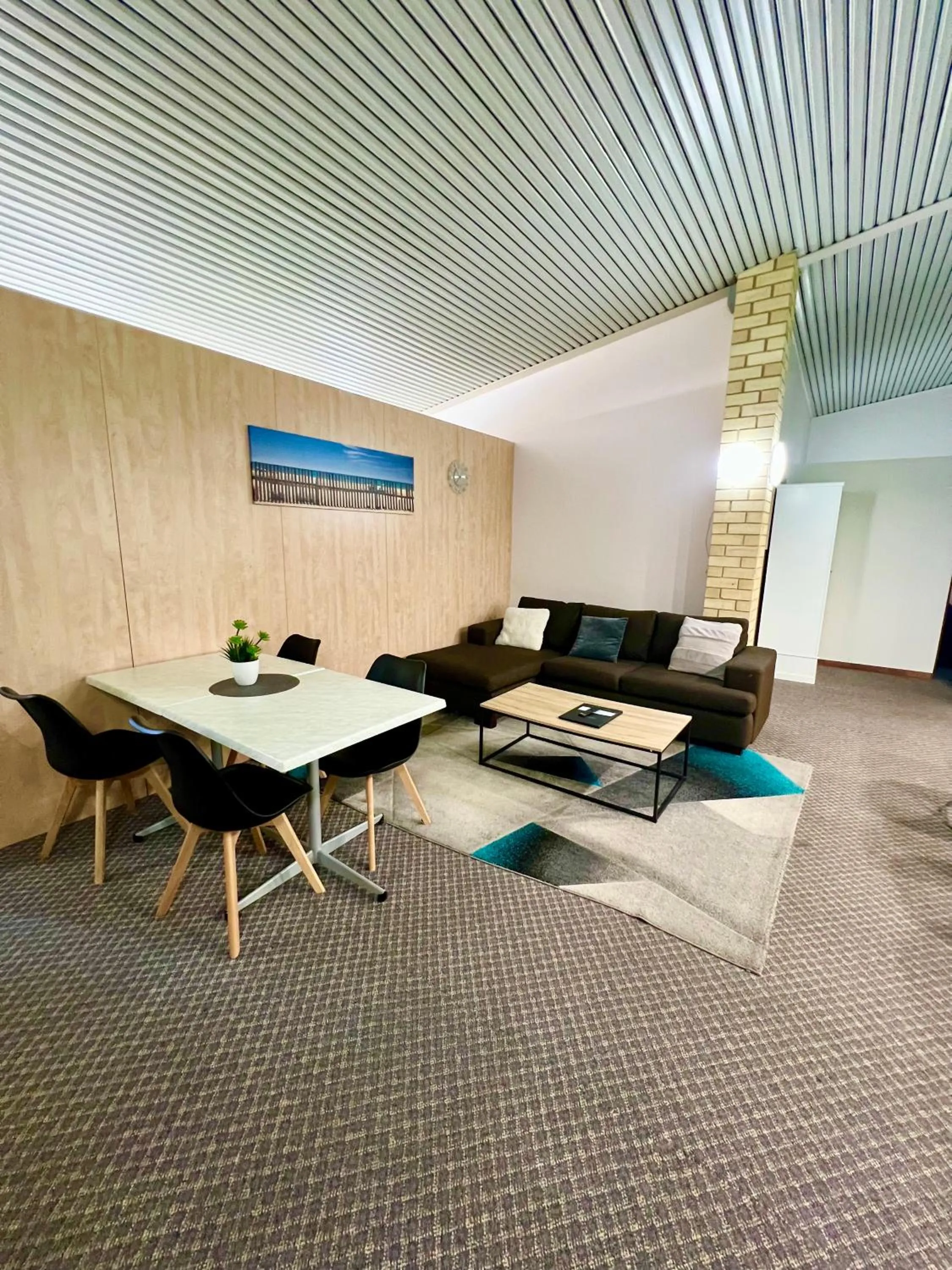 Living room in Sails Motel Geraldton