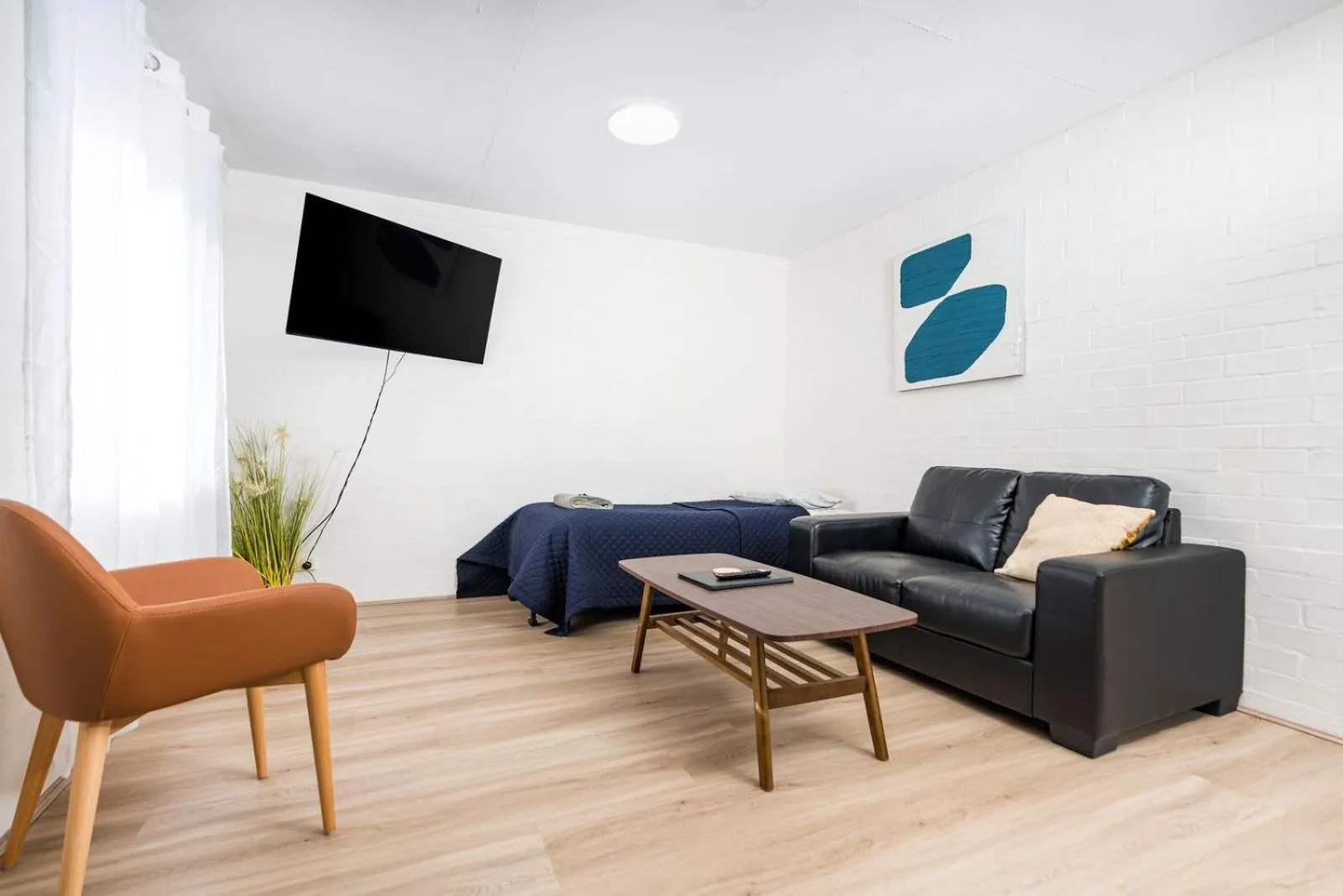 Bed in Sails Motel Geraldton