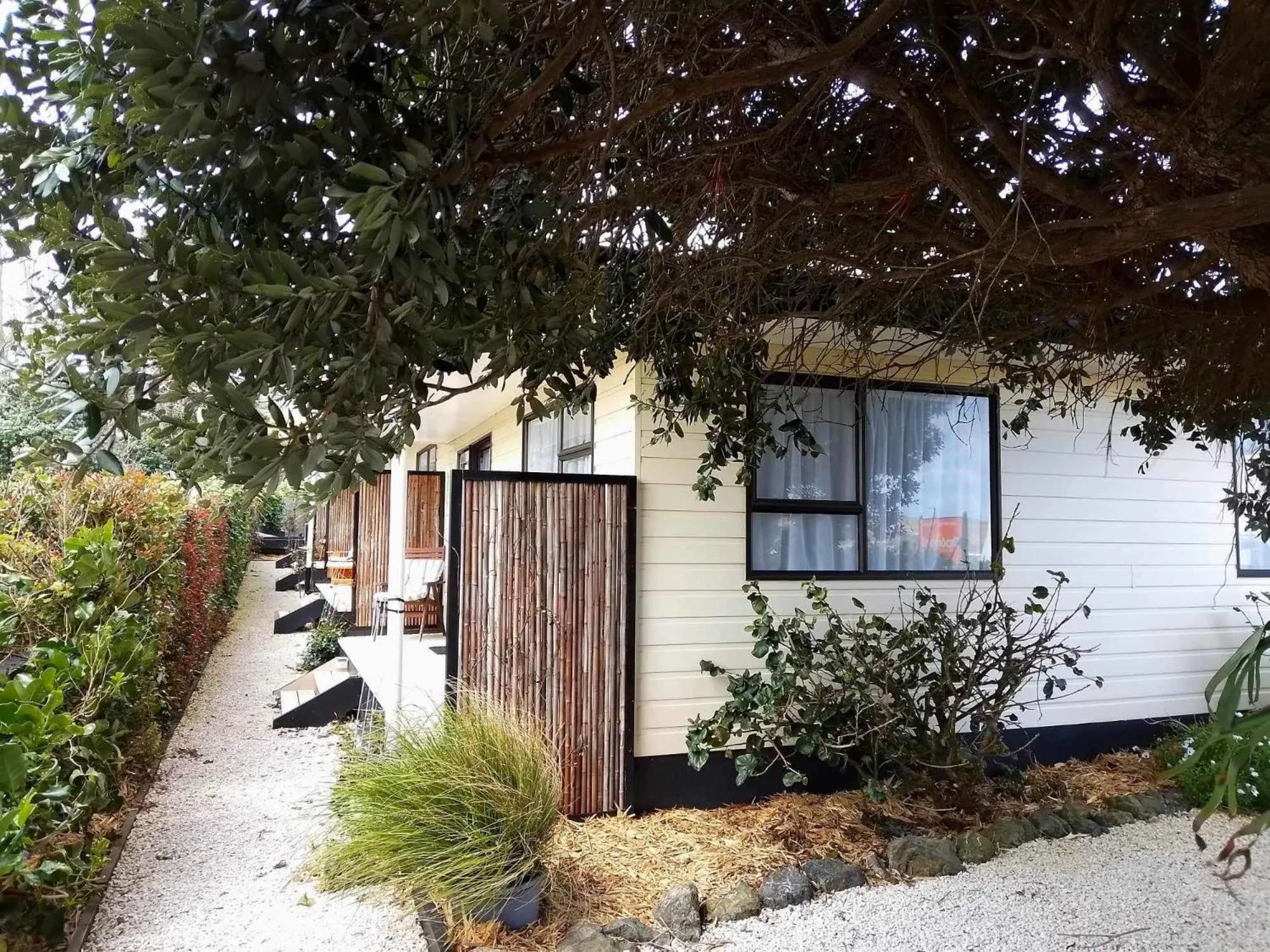 Garden view in Opononi Lighthouse Motel