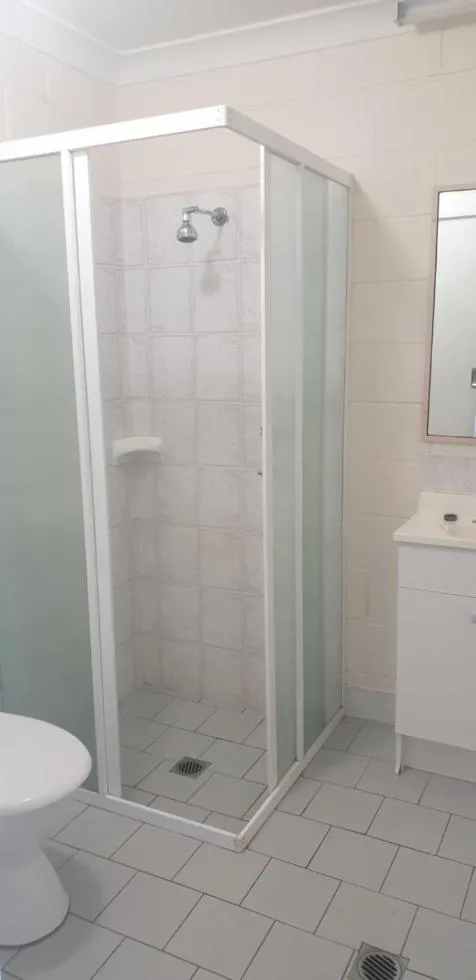 Golden Peak Motel PeakHill