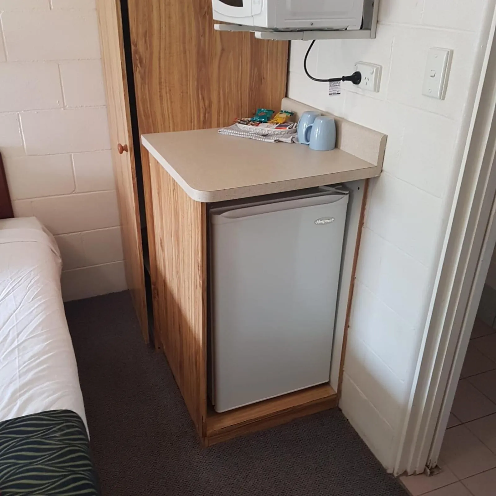 Golden Peak Motel PeakHill