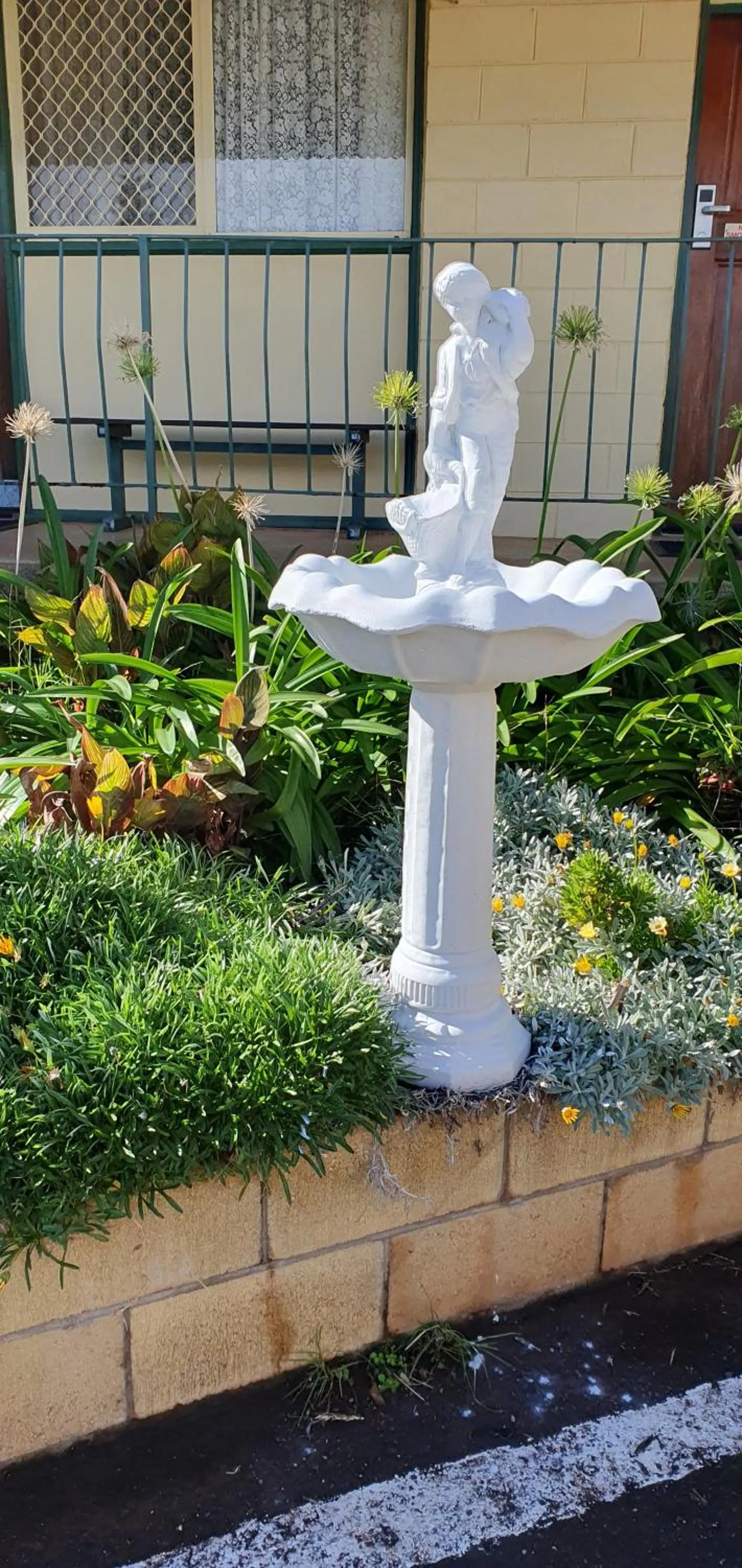 Golden Peak Motel PeakHill