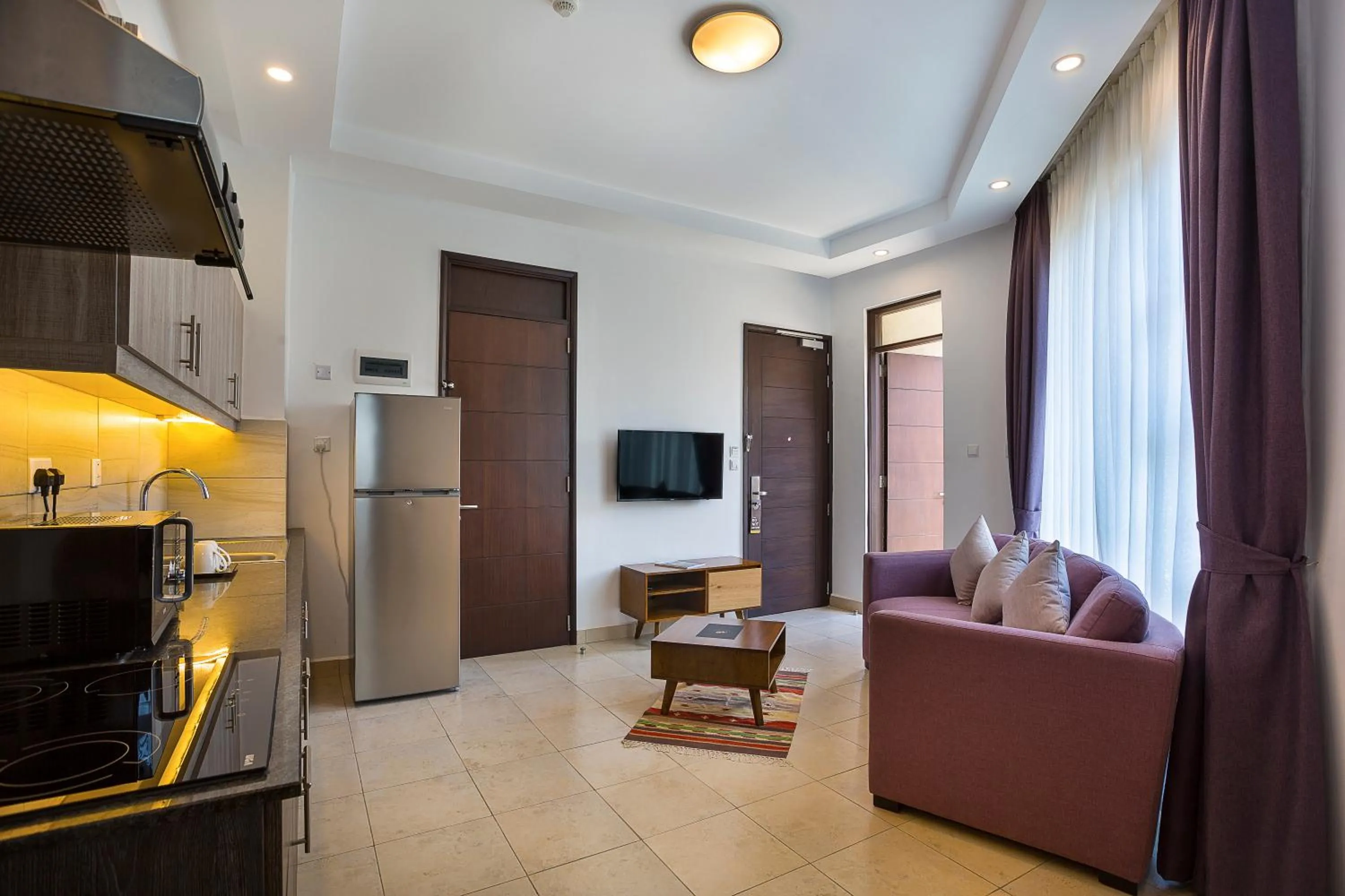 L'Aziz Suites - Near Aga Khan Hospital