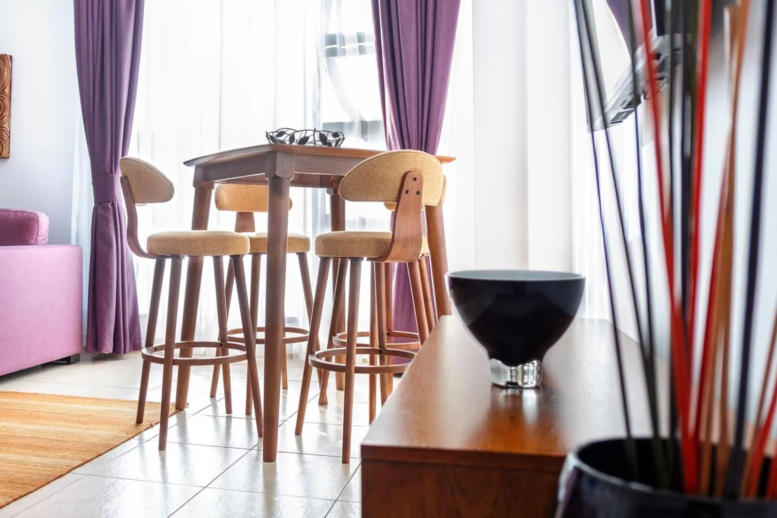 L'Aziz Suites - Near Aga Khan Hospital