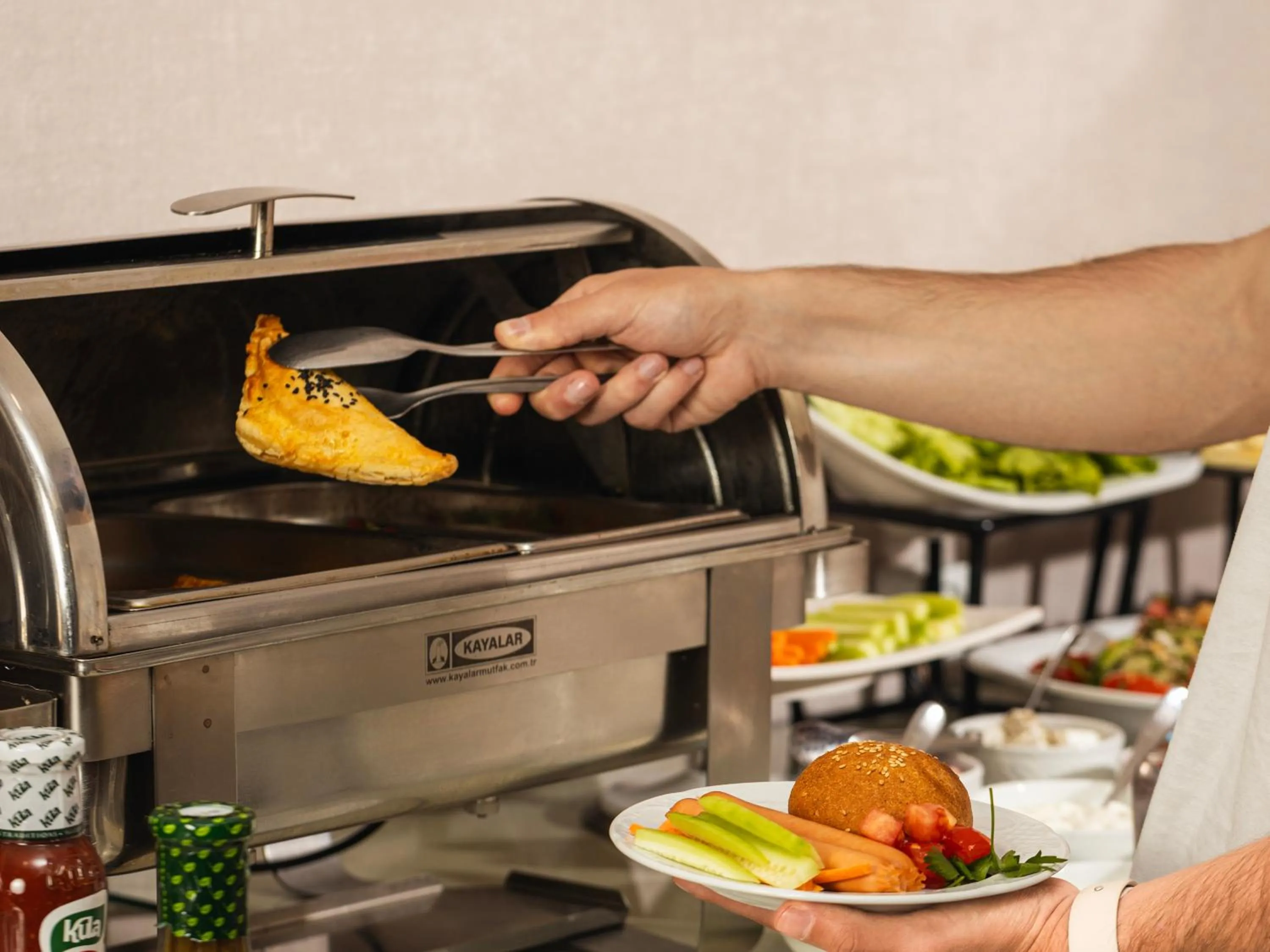 Buffet breakfast in Hotel Sapphire Bakuriani