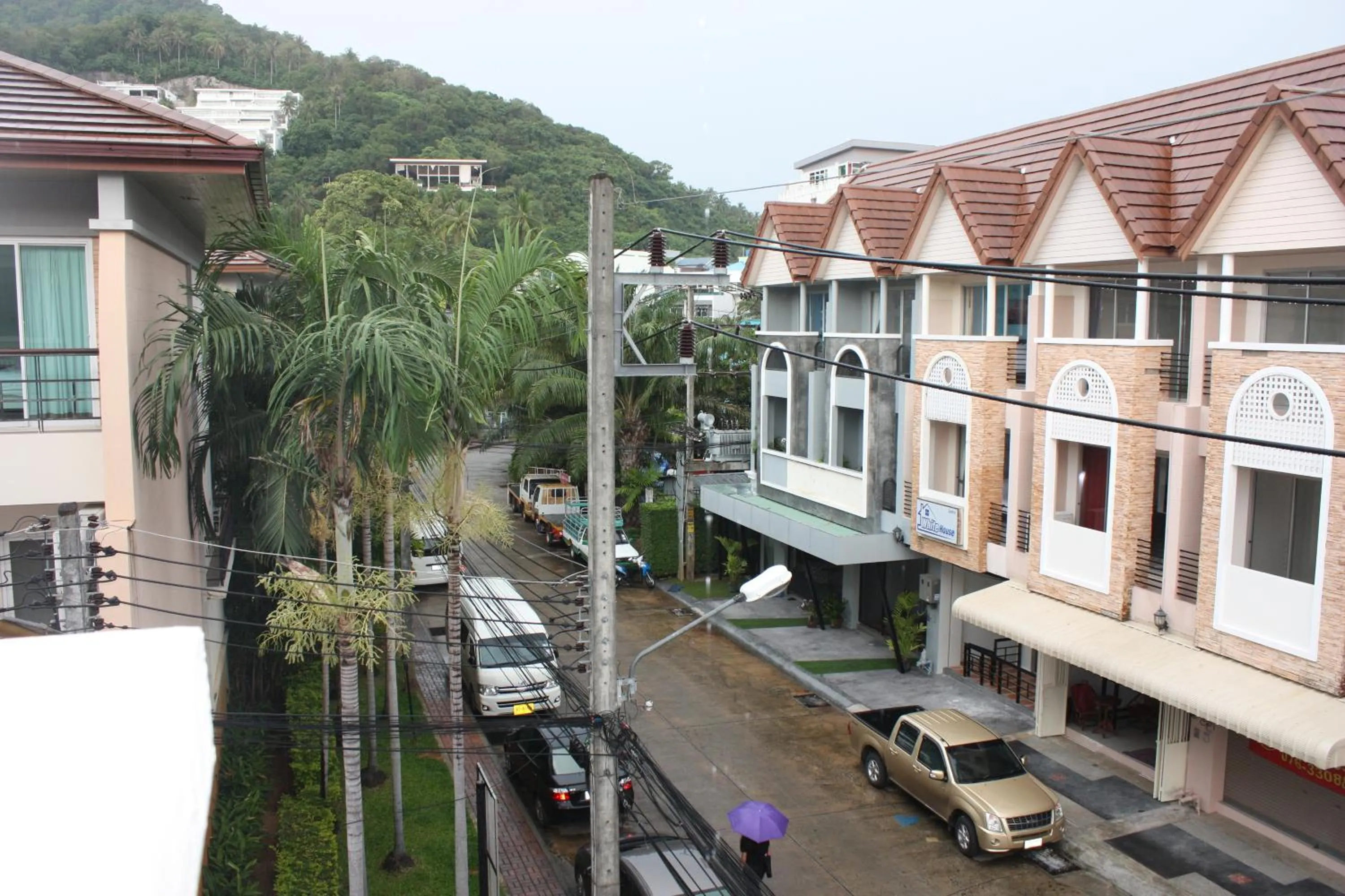 Neighbourhood in Phuket Racha Kata Homestay