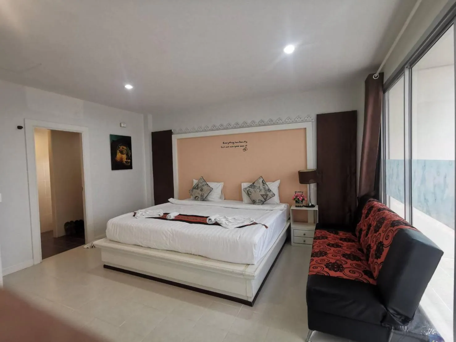 Bed in Phuket Racha Kata Homestay