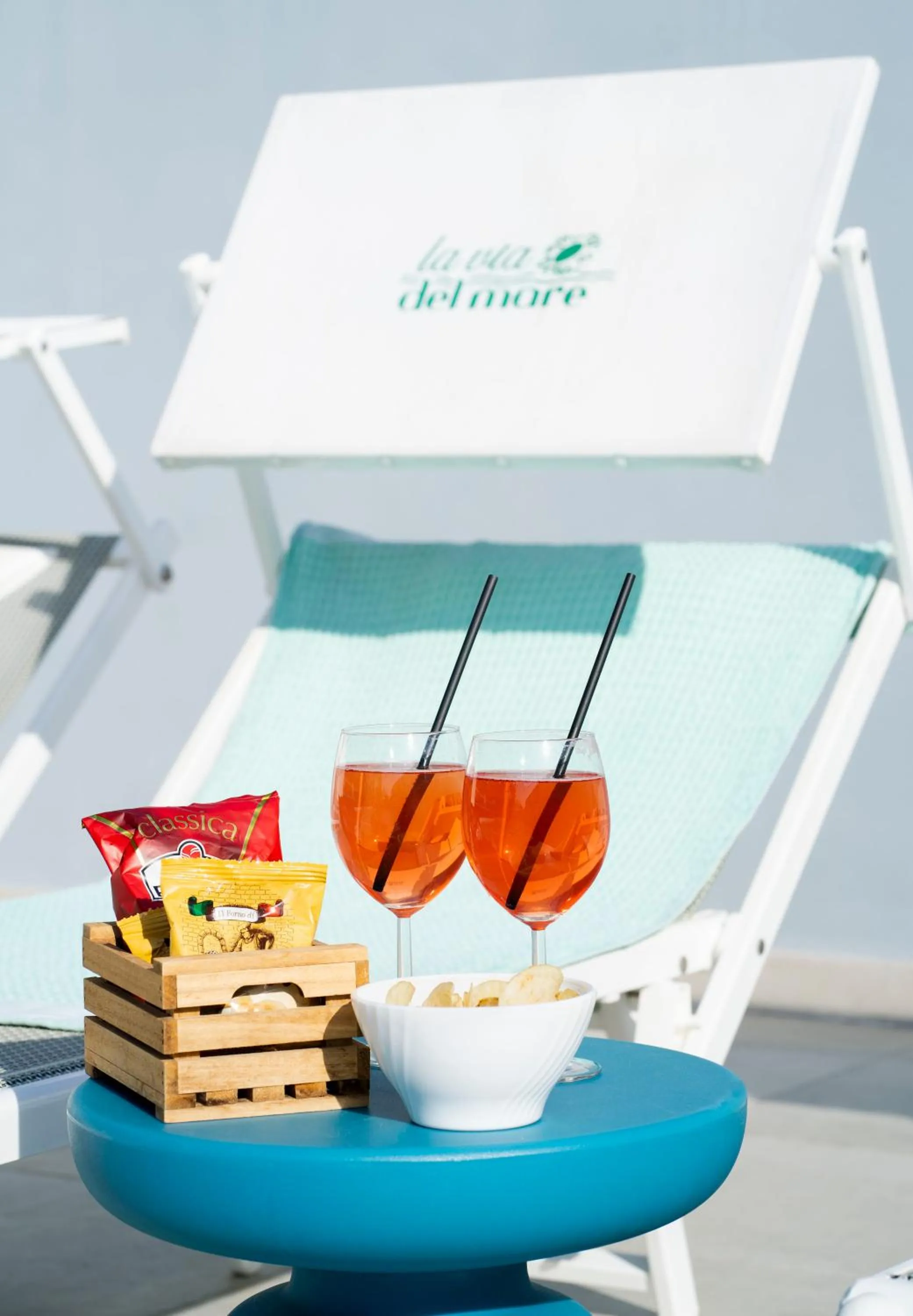 Food and drinks in La Via del Mare