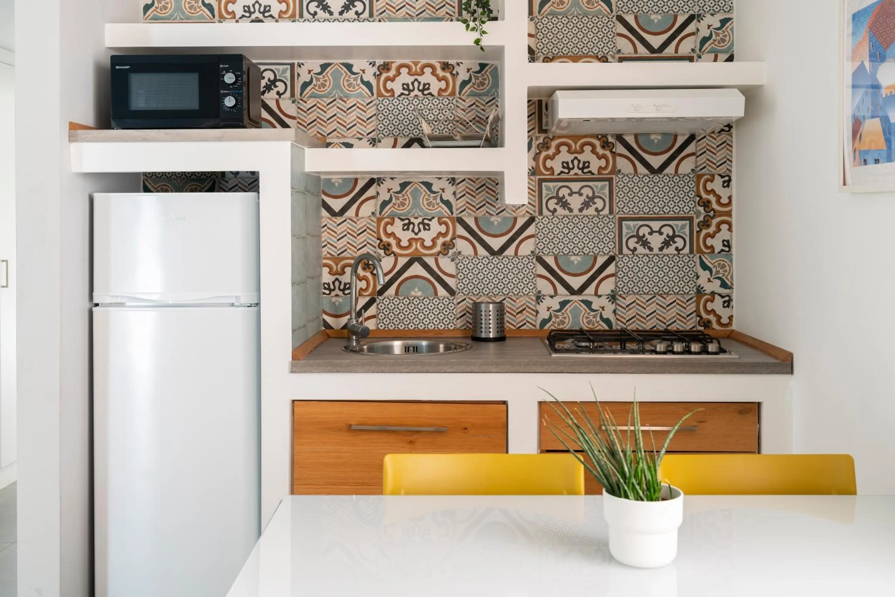 Kitchen or kitchenette in La Via del Mare