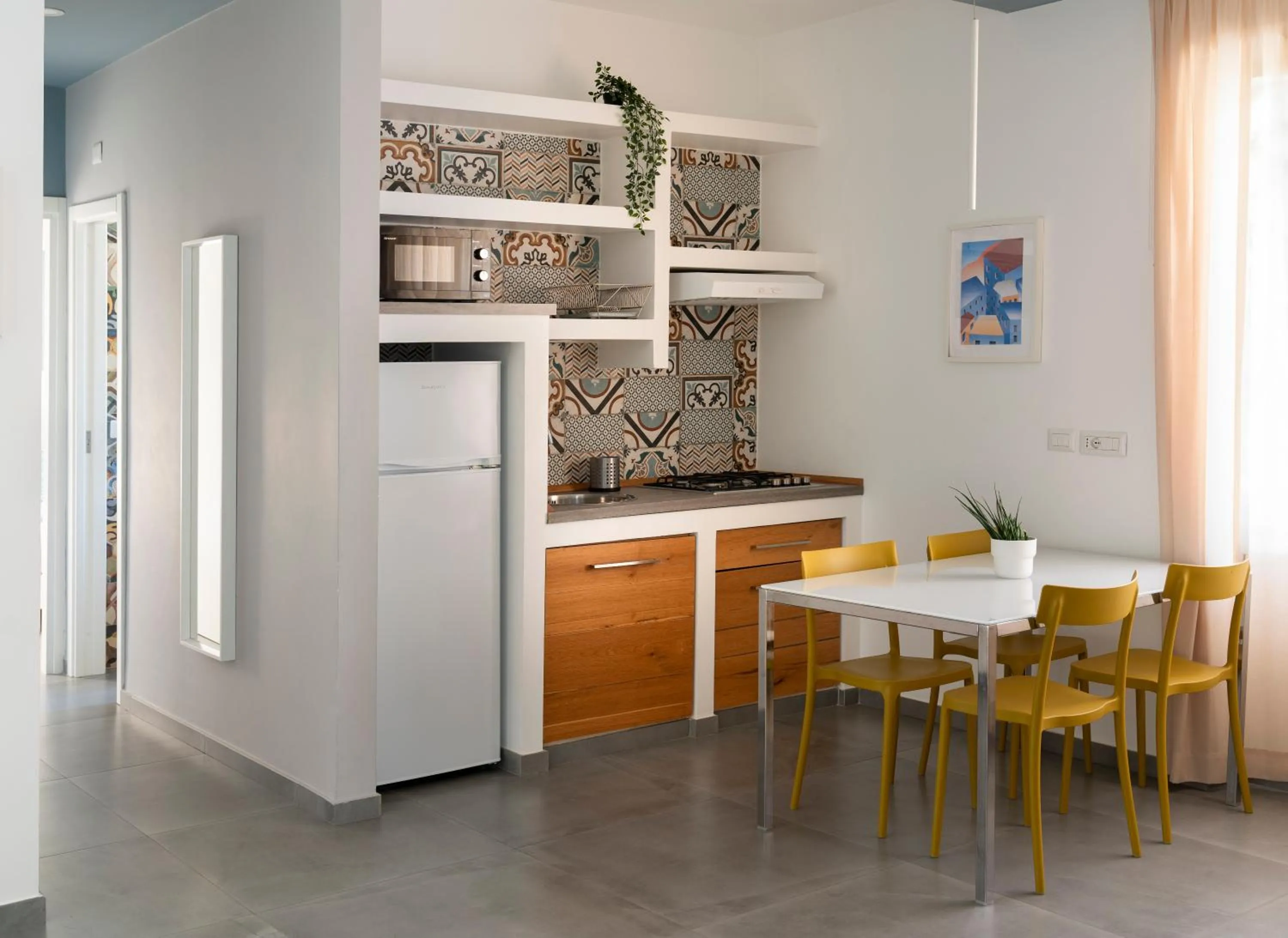 Kitchen or kitchenette in La Via del Mare