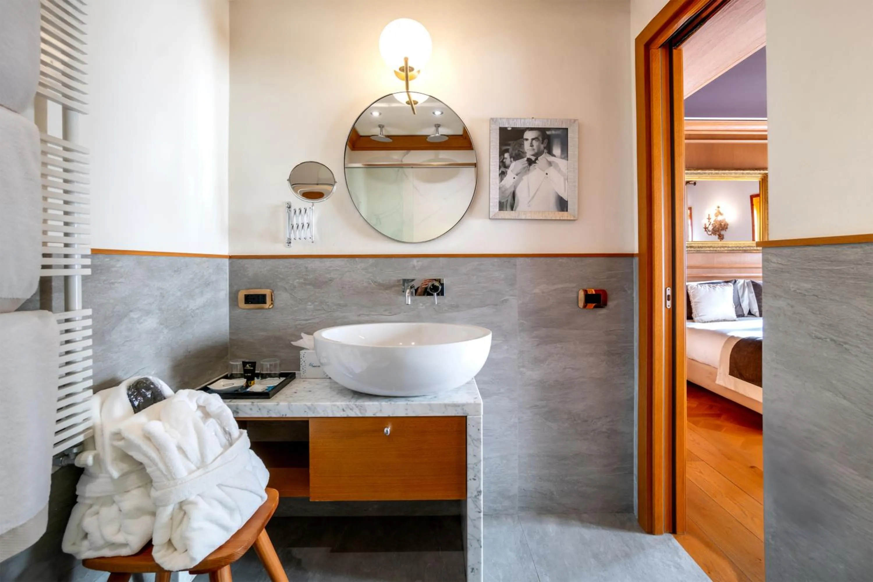 Shower in Ambra Cortina Luxury&Fashion Hotel