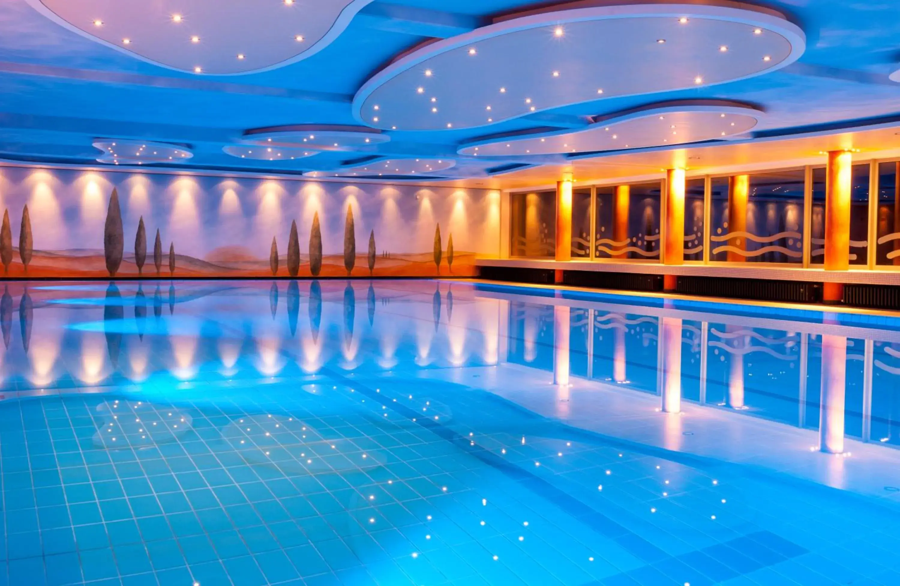 Swimming pool in Hotel Hochsauerland 2010 Swimming pool in Hotel Hochsauerland 2010