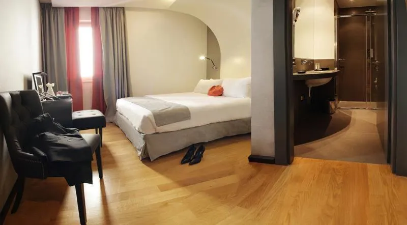 Photo of the whole room, Bed in Culture Hotel Centro Storico
