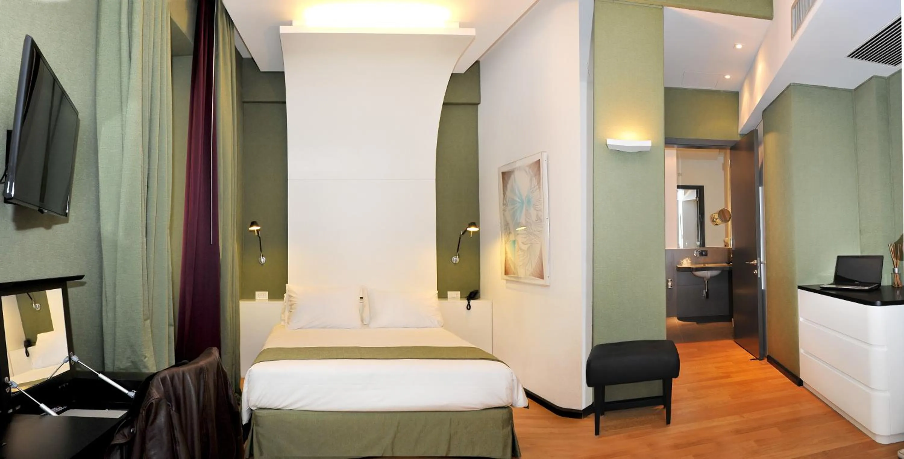 Photo of the whole room, Bed in Culture Hotel Centro Storico