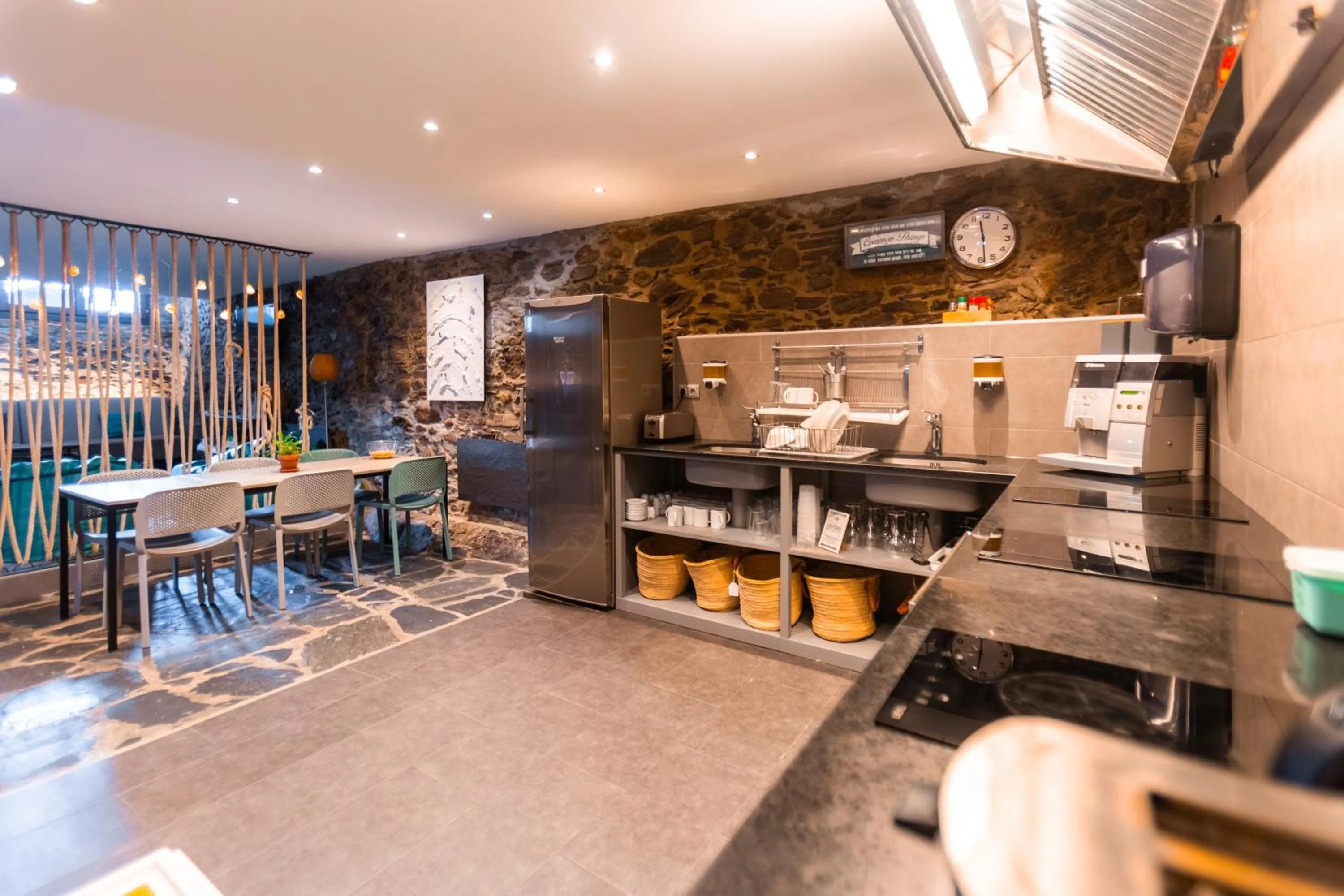 Communal kitchen in Mountain Hostel Tarter