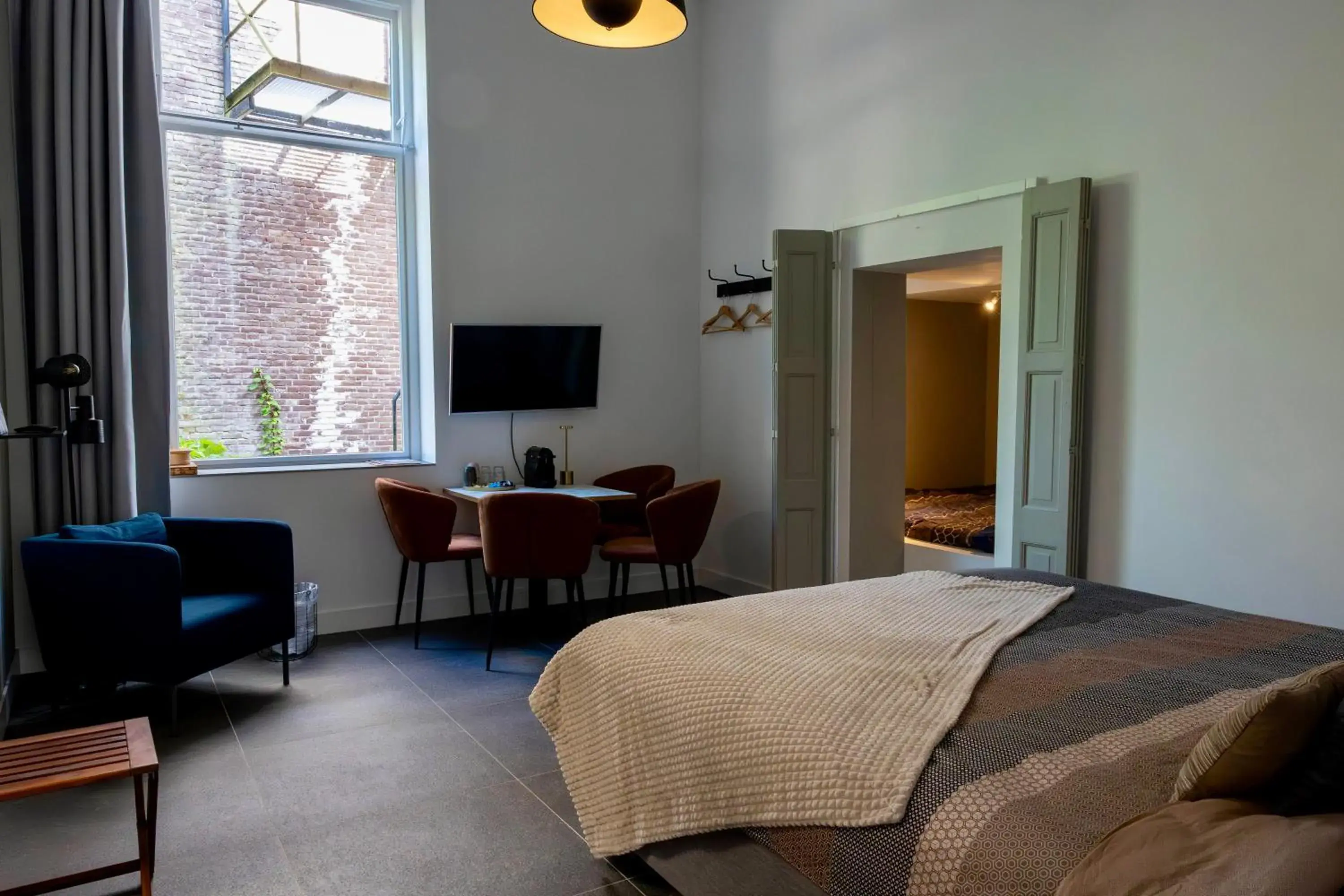 Family Room with Private Bathroom in "In de Kloosterhof" Gratis privé parkeren Family Room with Private Bathroom in "In de Kloosterhof" Gratis privé parkeren