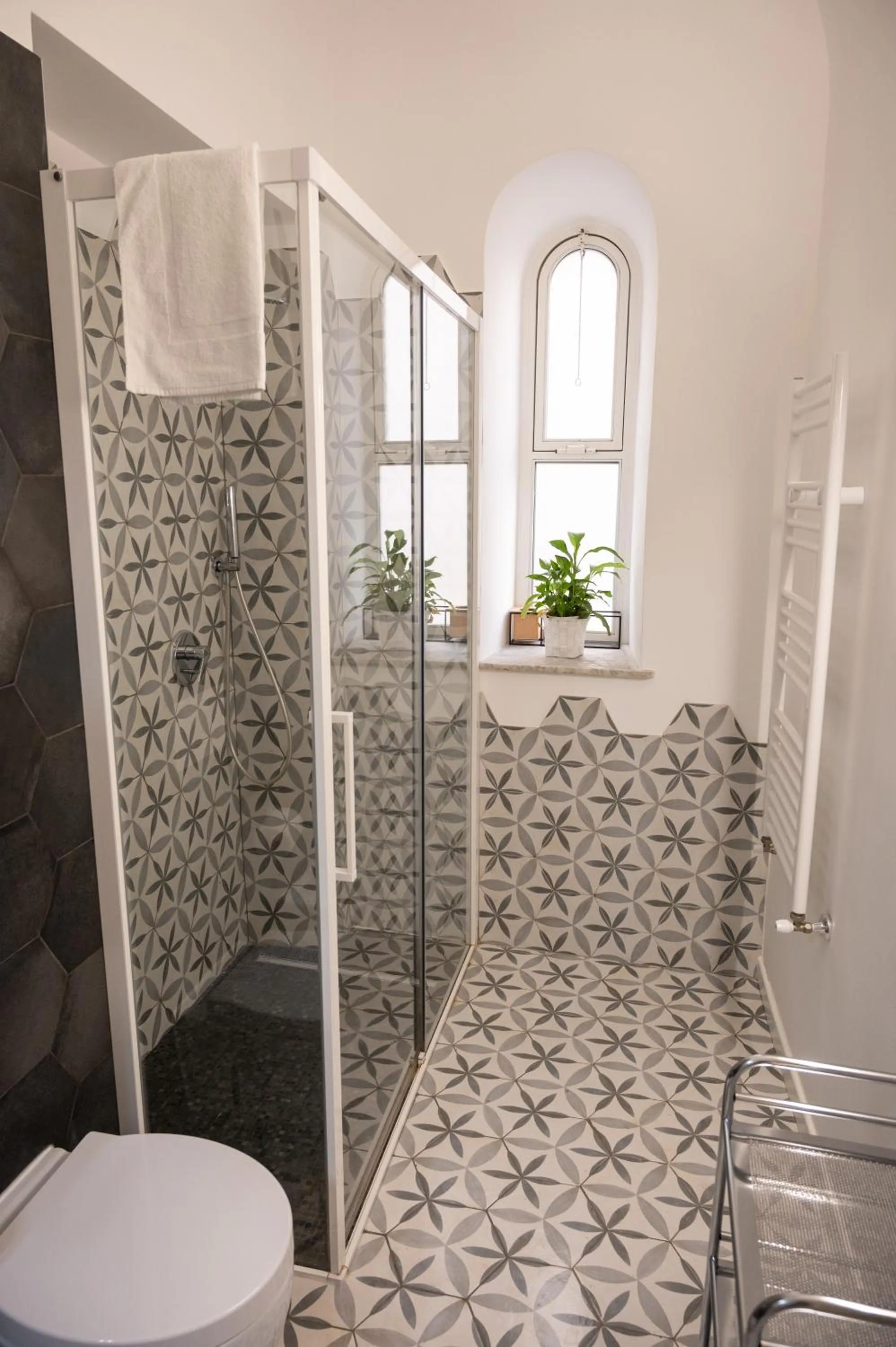 Shower in Ai Tre Mercati