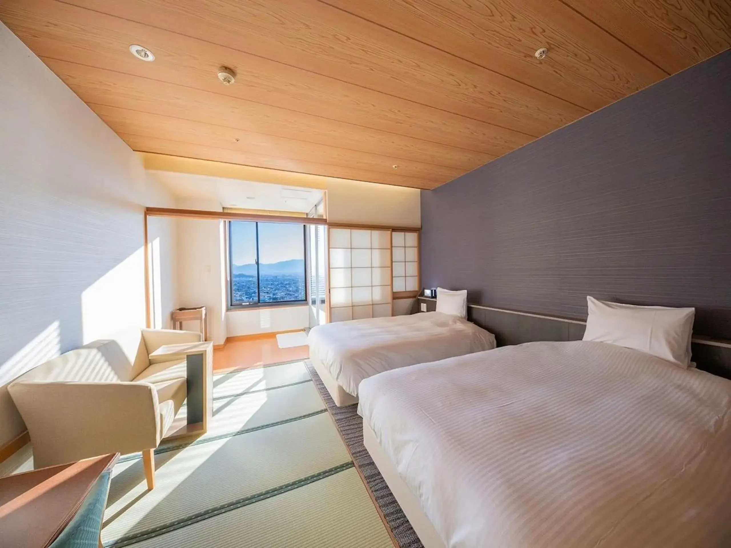 Bed in Shoho Bed in Shoho