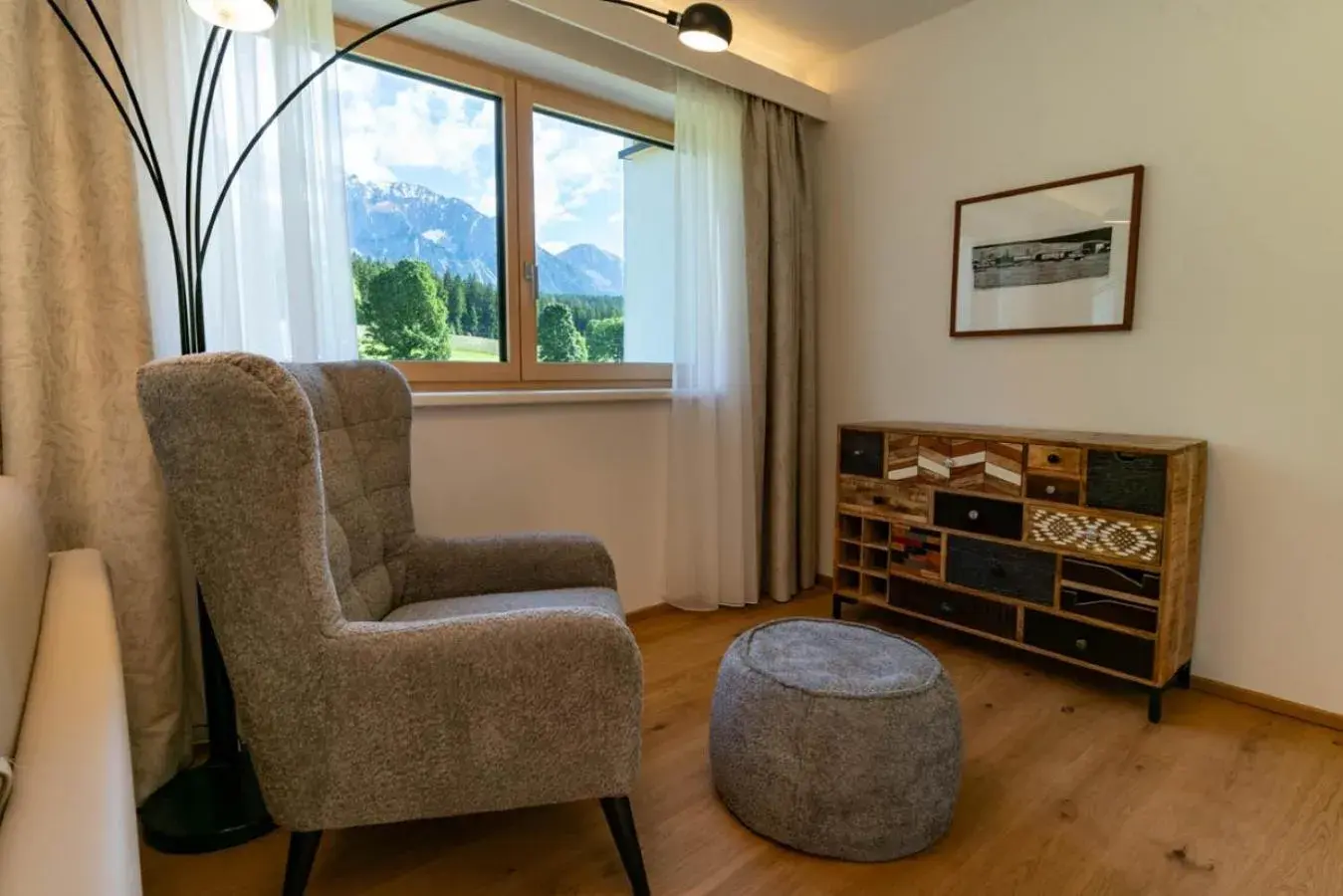 Two-Bedroom Apartment with Balcony in Waldrand Apartments Two-Bedroom Apartment with Balcony in Waldrand Apartments