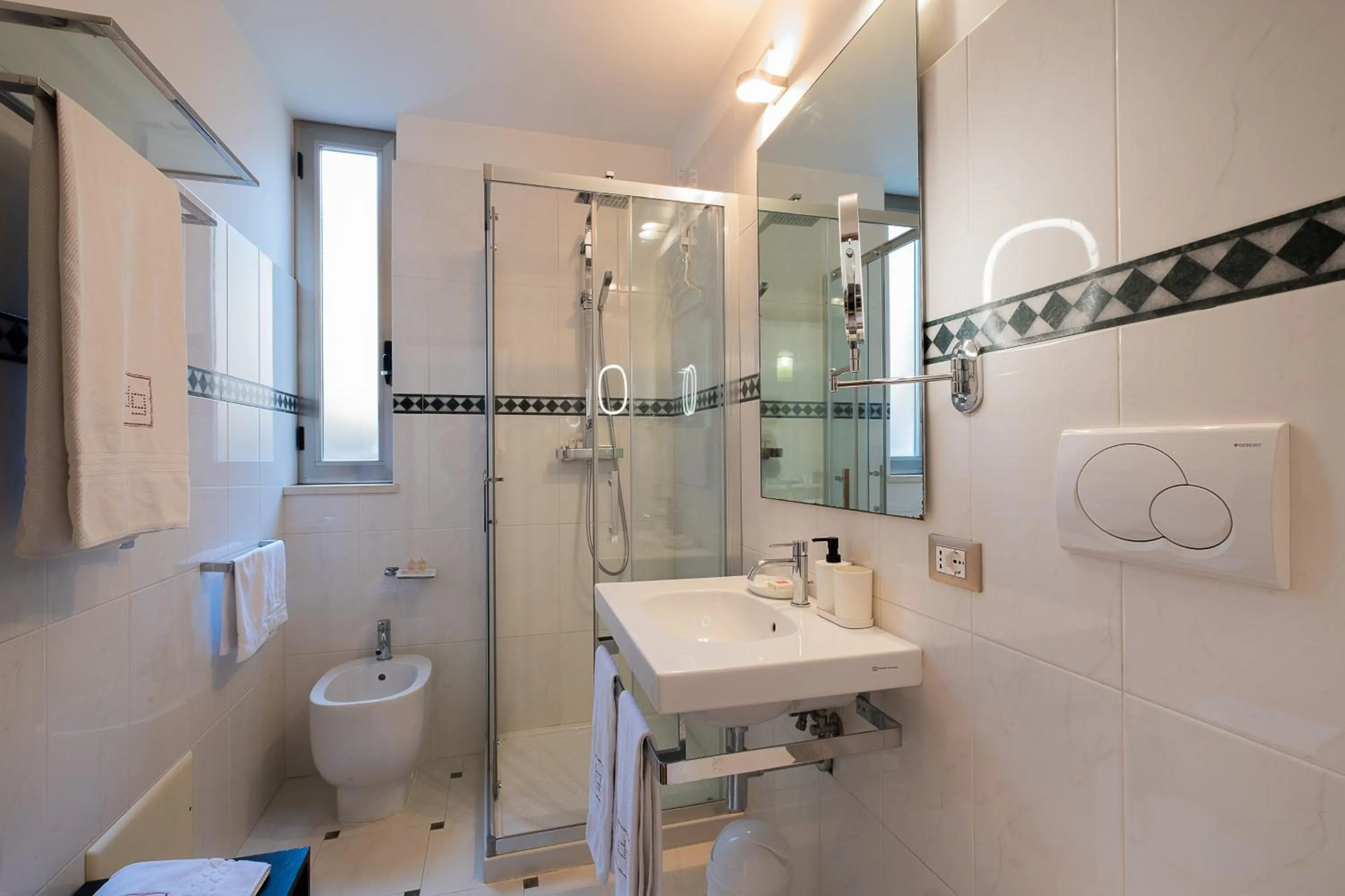 Bathroom in Palazzo De Giorgi B&B