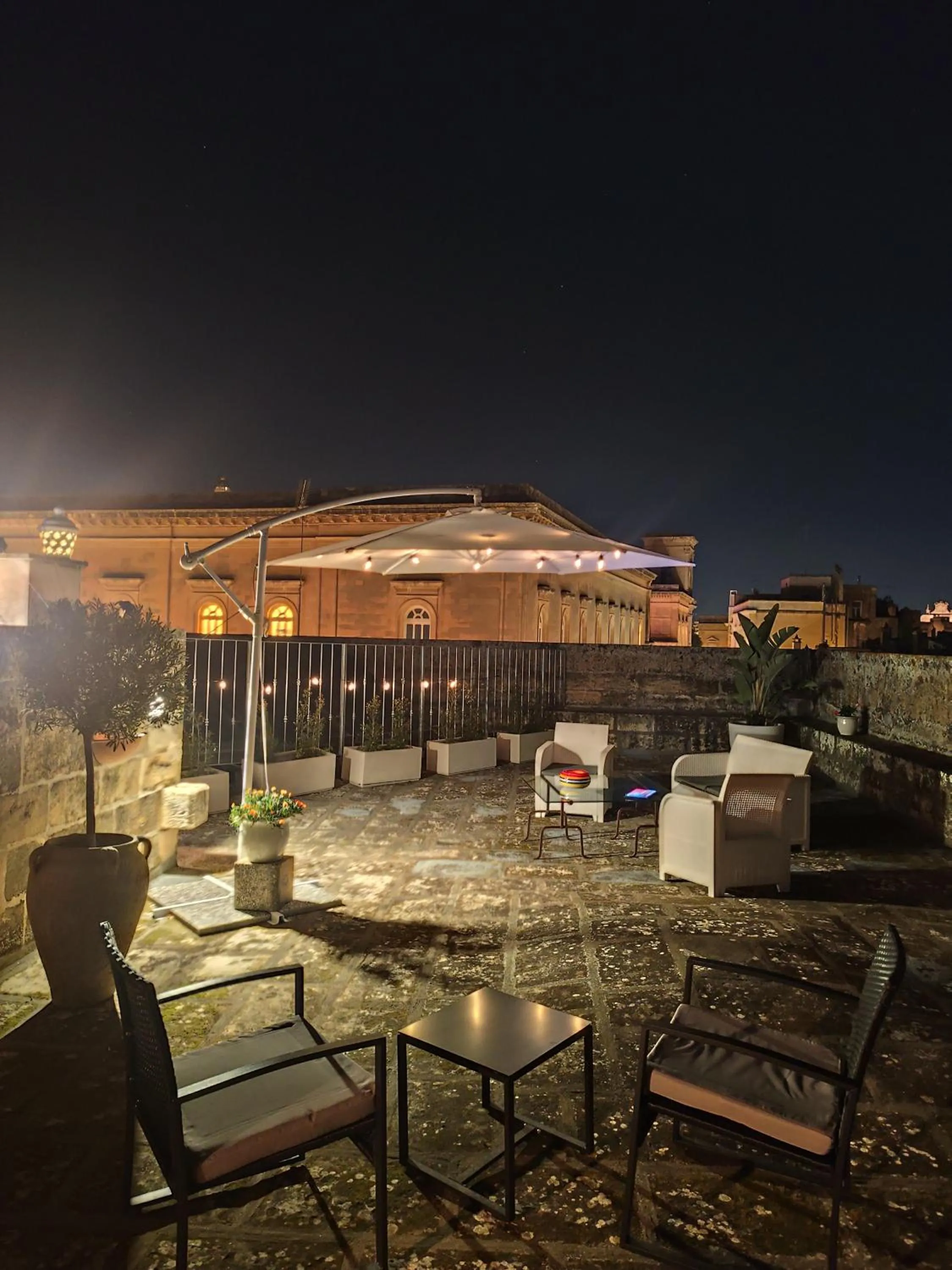 Night in Palazzo De Giorgi B&B