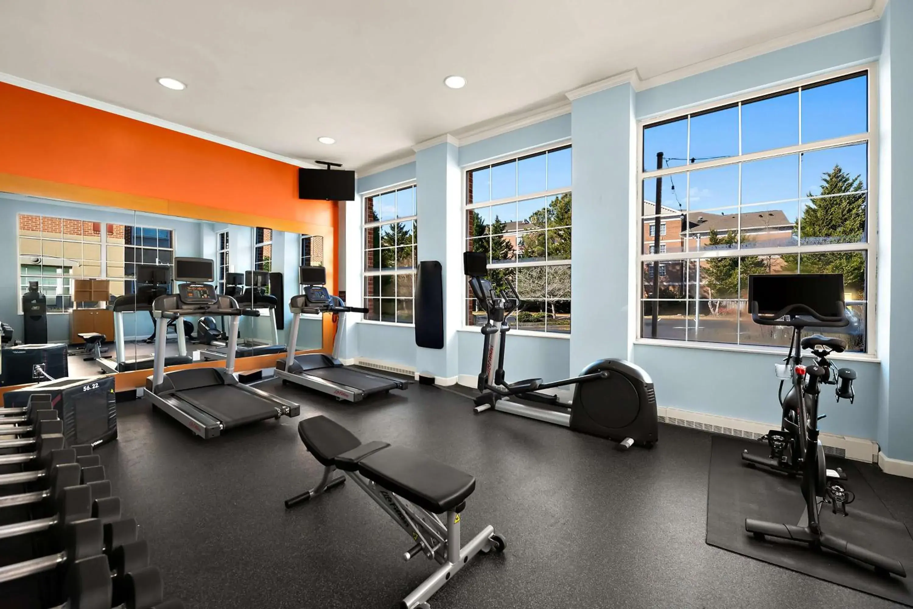 Fitness centre/facilities in Hilton Garden Inn Williamsburg Fitness centre/facilities in Hilton Garden Inn Williamsburg