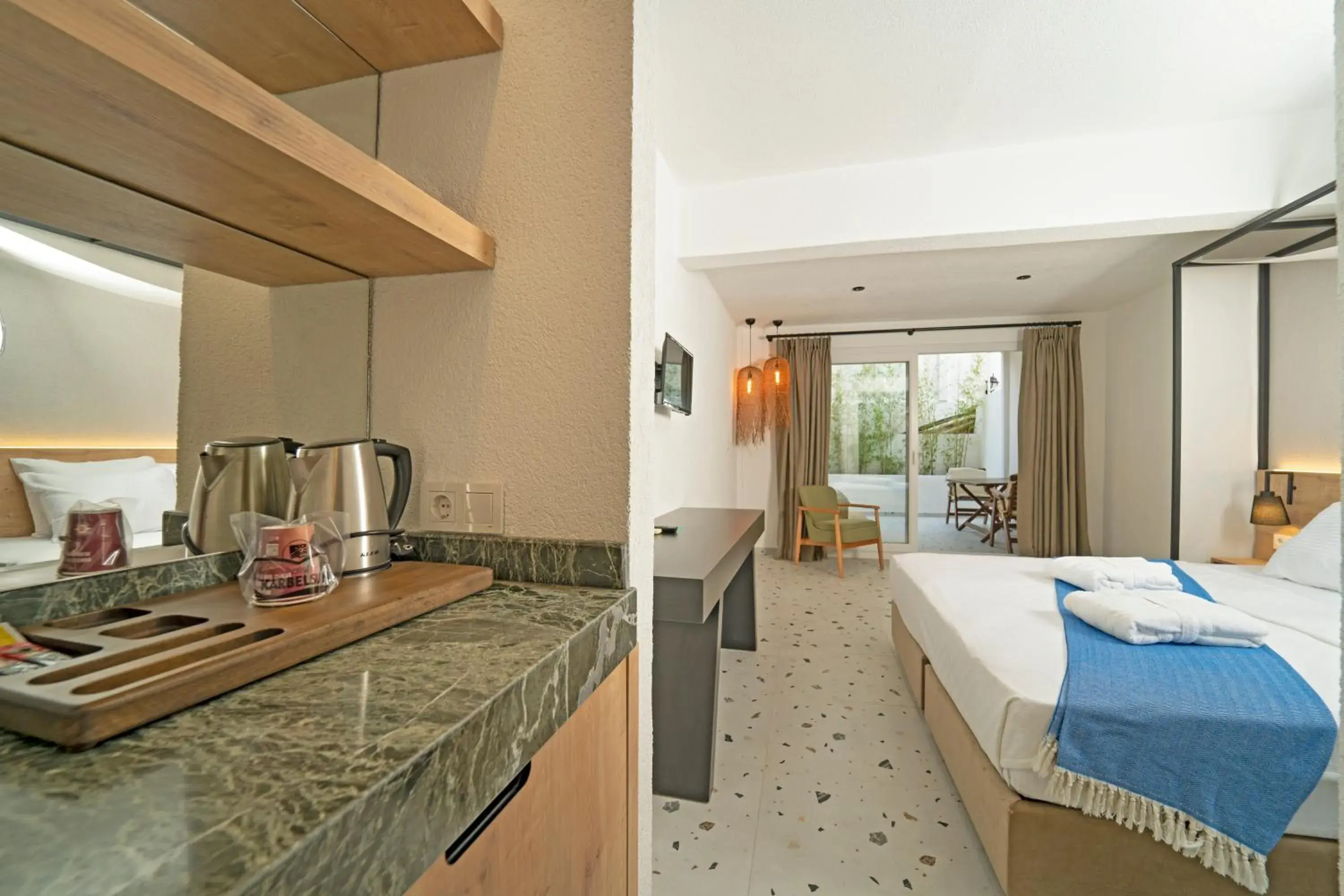 View (from property/room), Bed in Hotel Karbel Sun View (from property/room), Bed in Hotel Karbel Sun