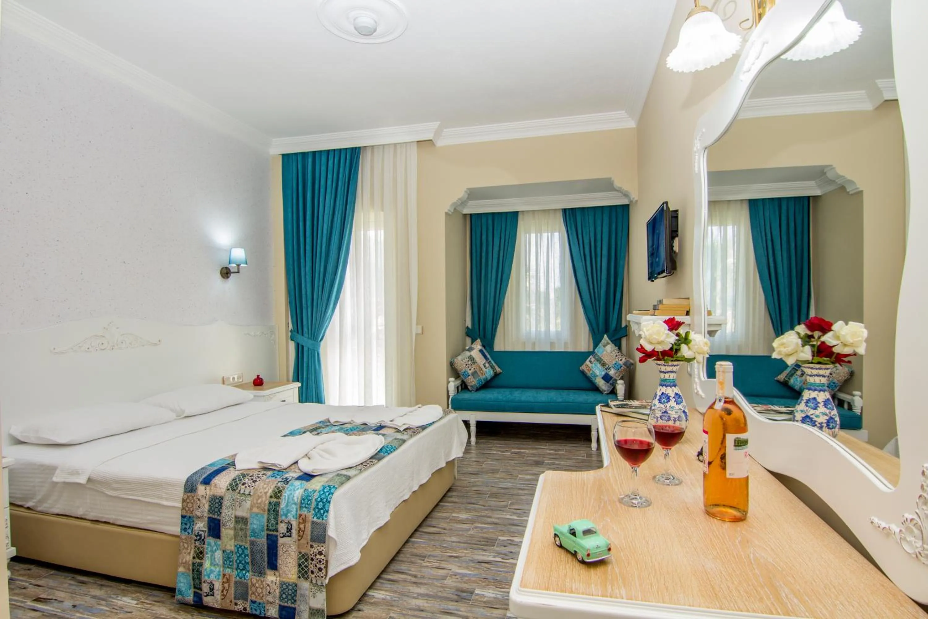 Photo of the whole room, Bed in Hotel Karbel Sun