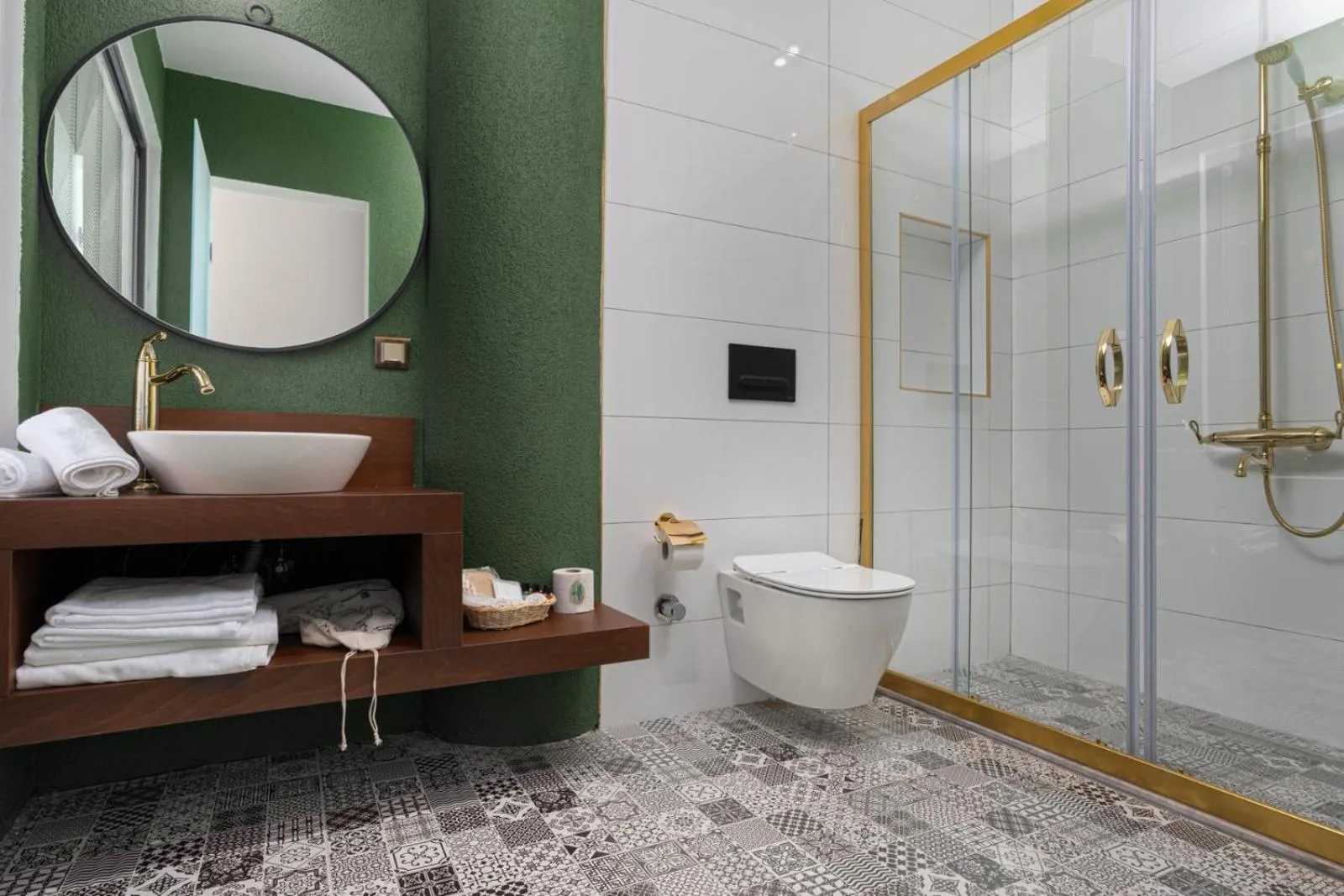 Bathroom in Hotel Karbel Sun