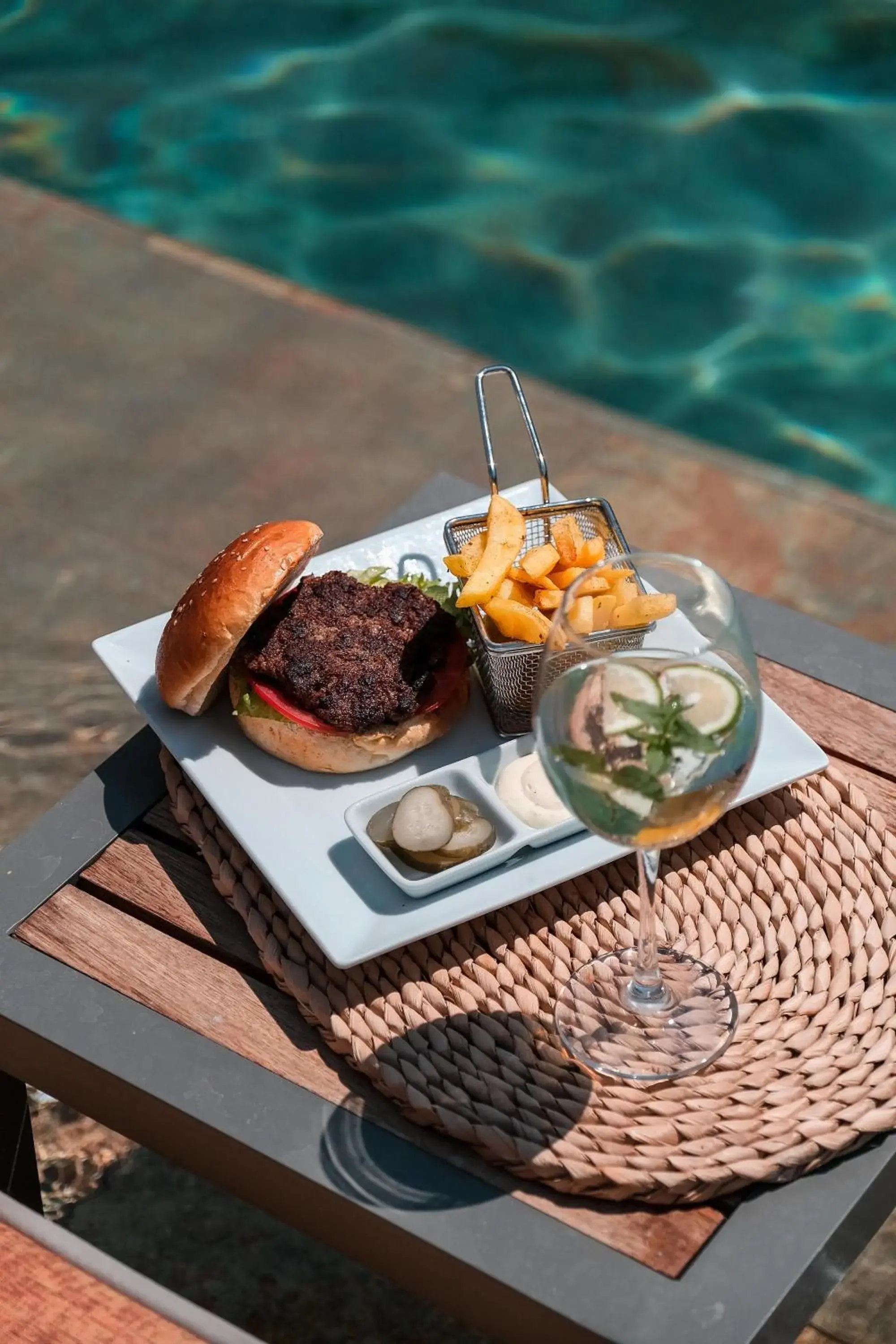 Restaurant/places to eat in Hotel Karbel Sun Restaurant/places to eat in Hotel Karbel Sun