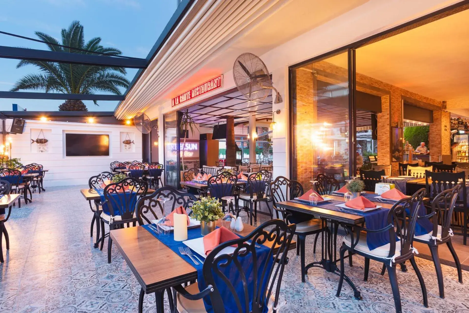 Restaurant/places to eat in Hotel Karbel Sun Restaurant/places to eat in Hotel Karbel Sun